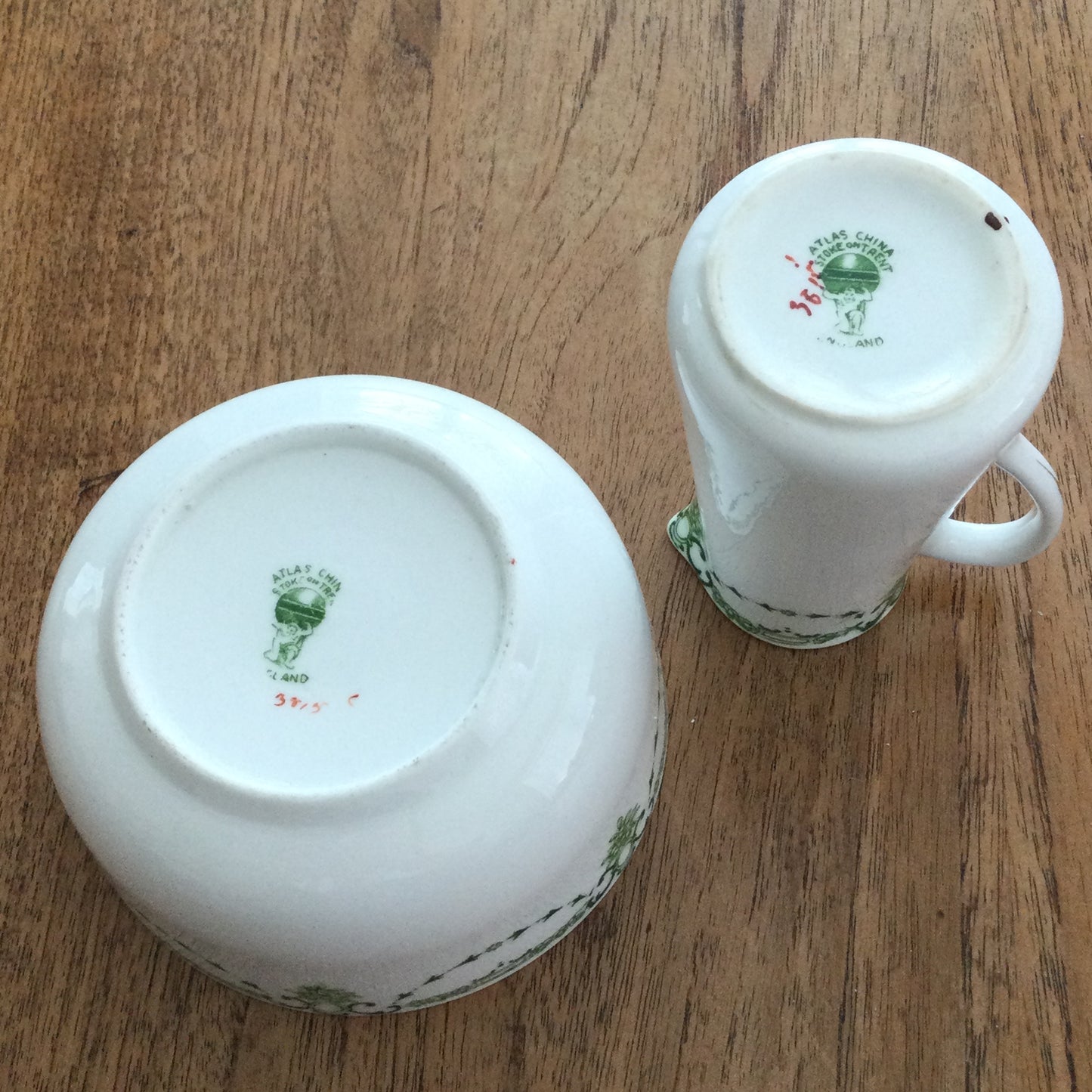 Atlas China pretty vintage milk jug / creamer and sugar bowl. Green garland design on white. Edwardian design.