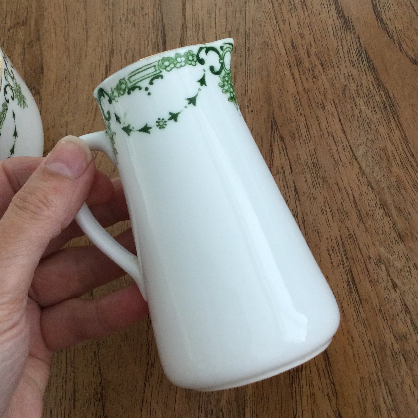Atlas China pretty vintage milk jug / creamer and sugar bowl. Green garland design on white. Edwardian design.