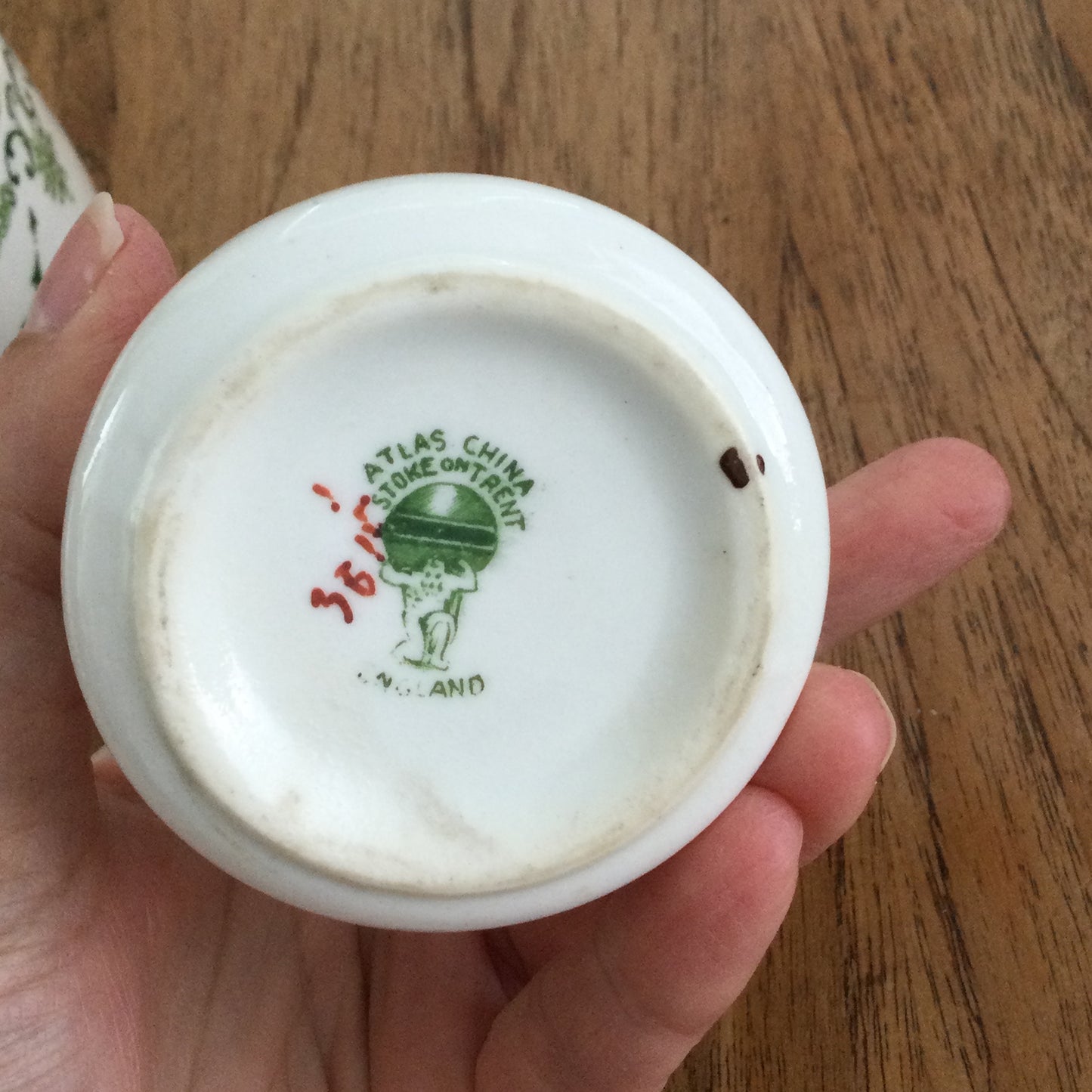 Atlas China pretty vintage milk jug / creamer and sugar bowl. Green garland design on white. Edwardian design.