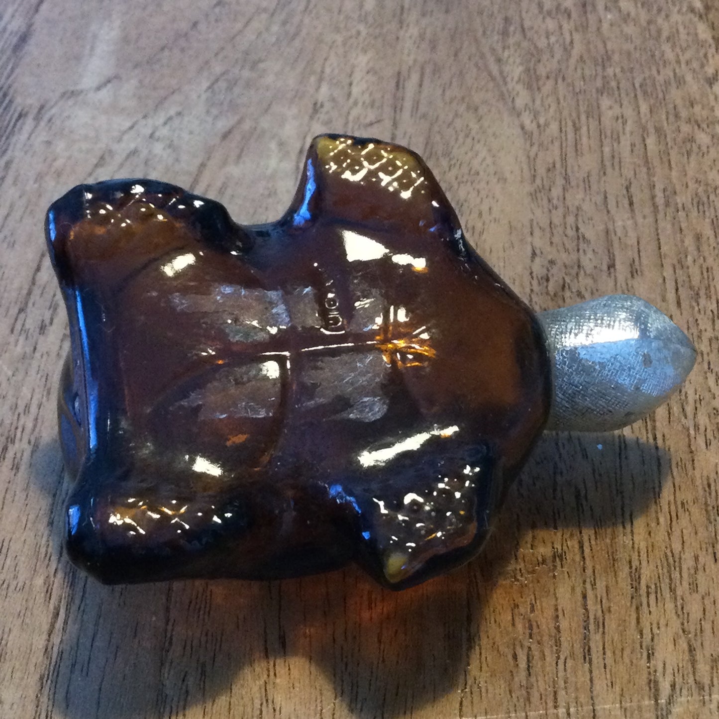 Vintage Avon Tai Winds Turtle shape collectible aftershave bottle. Empty. Retro brown glass.