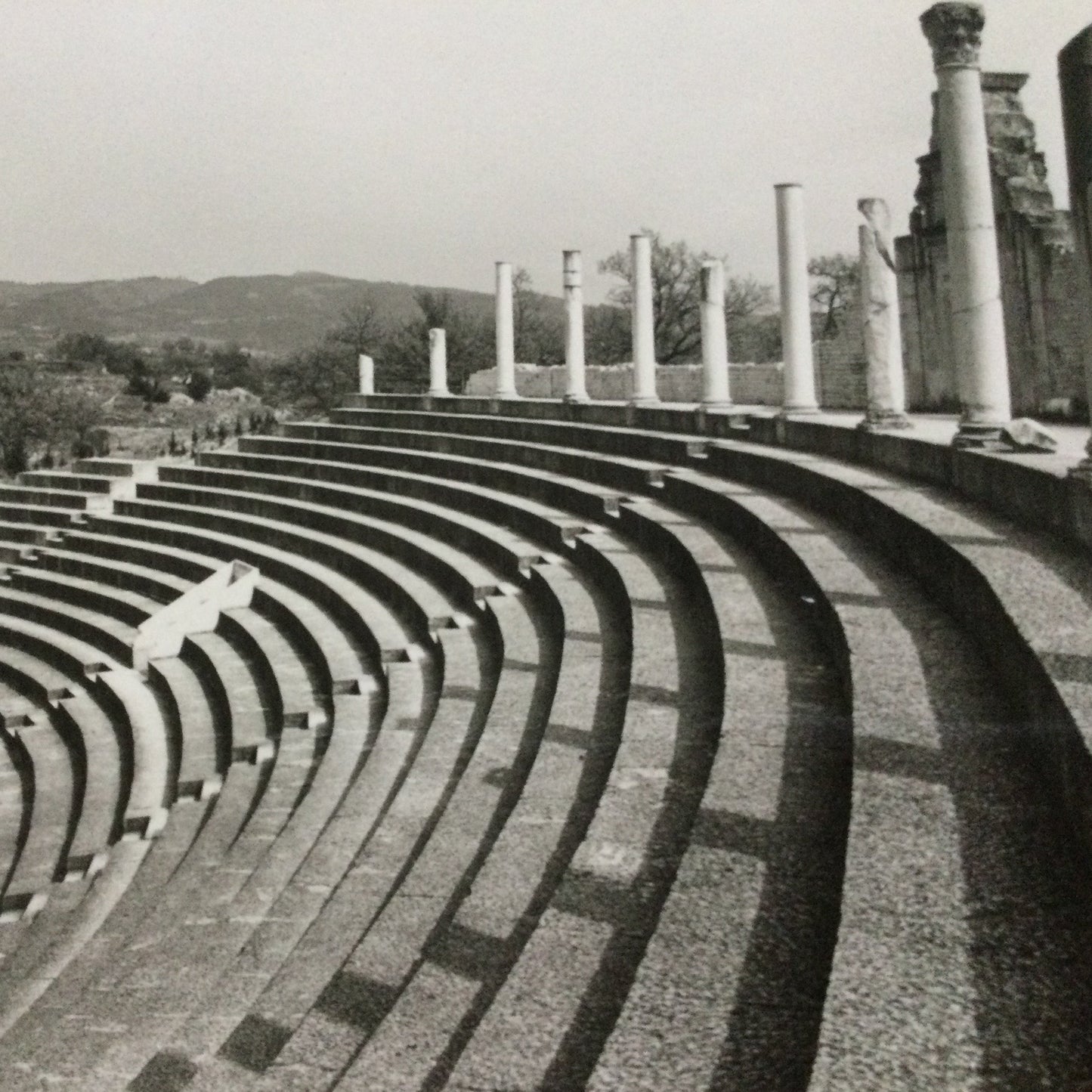Vintage 1930s postcard b&w Roman Theatre Vaison-la-Romaine France
