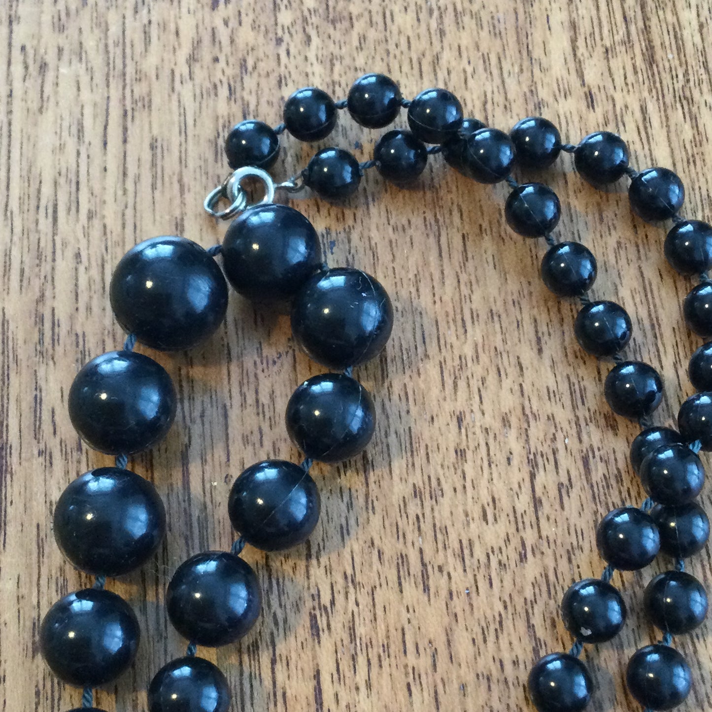 Vintage Black Graduated Plastic Bead Necklace 50s 60s 80s retro vibes