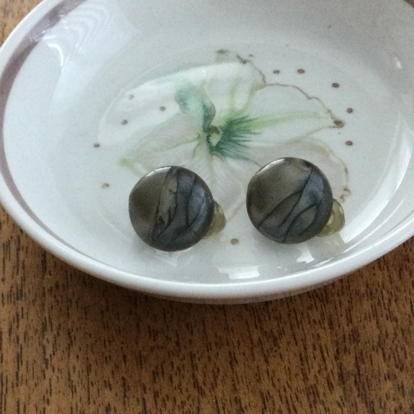 Clip On Greeny Grey Button Stud Earrings. Marble Effect. Round. Iridescent.