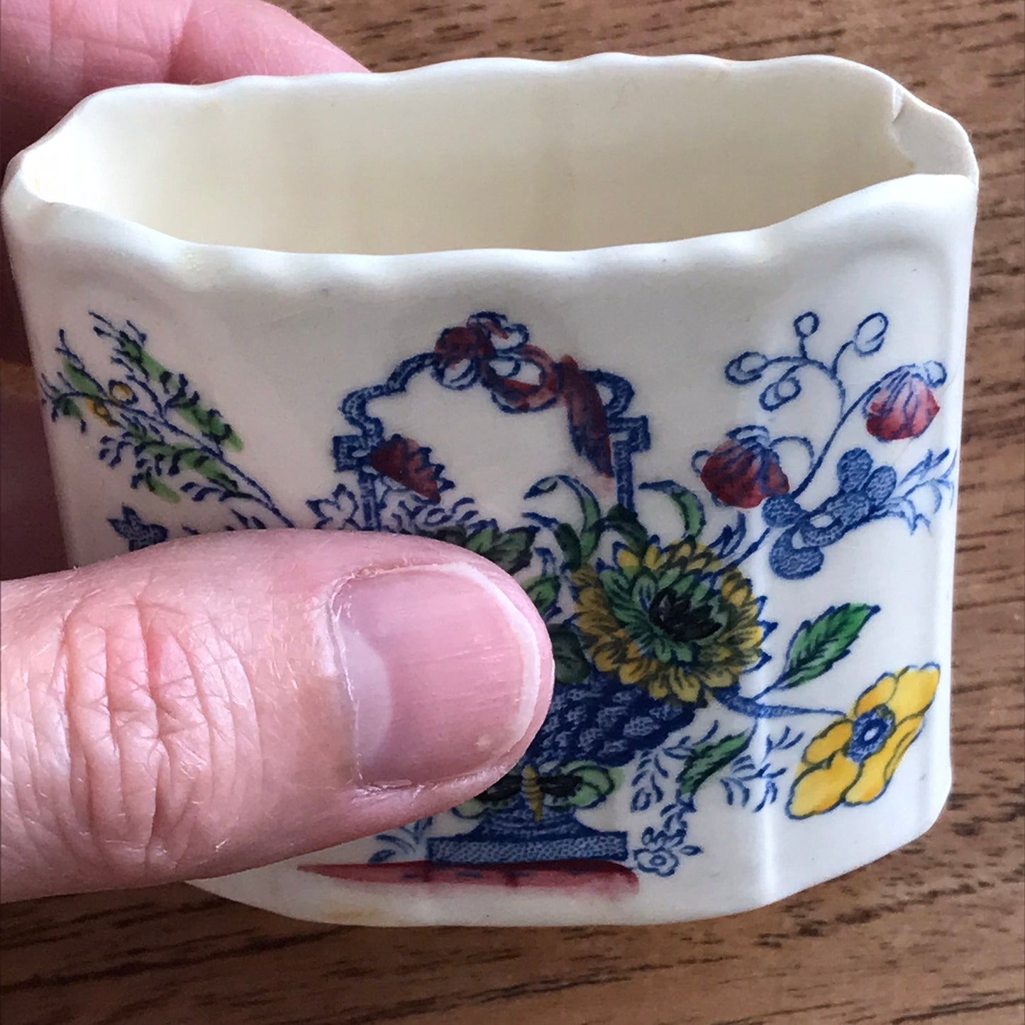 Vintage Mason's 'Strathmore' Ironstone toothpick / matchstick / cocktail stick holder. Blue pink yellow floral.