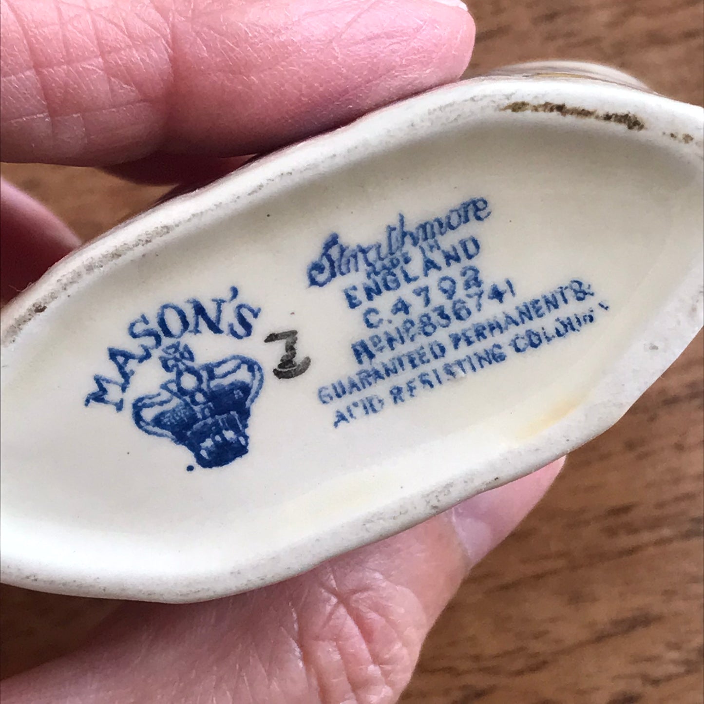 Vintage Mason's 'Strathmore' Ironstone toothpick / matchstick / cocktail stick holder. Blue pink yellow floral.