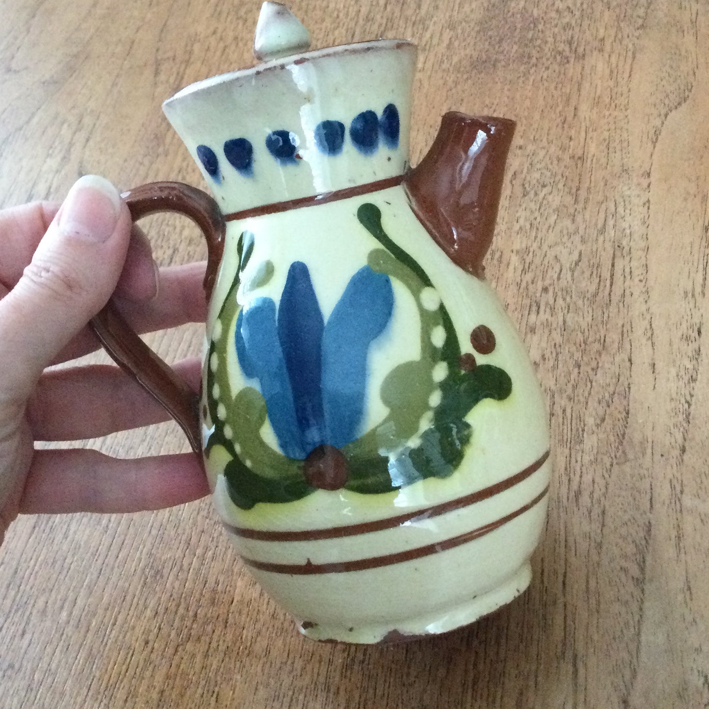 Vintage small / individual coffee pot / hot water pot. Lidded. Devon / Torquay / Motto Ware. Dialect 'Duee ave zum coffee'