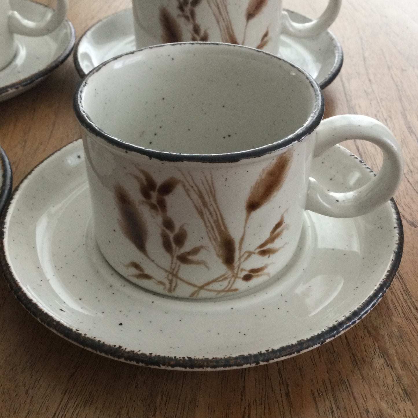 Vintage Midwinter Stonehenge 'Wild Oats' Tea Cups and Saucers. Set of 4. 1970s Retro. Rustic.