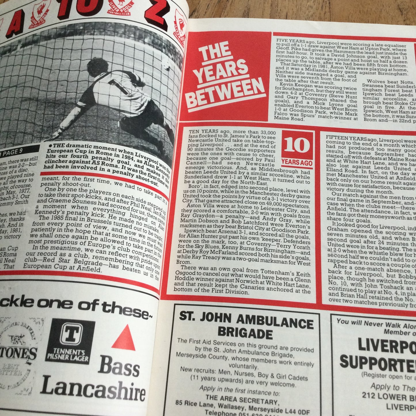 1986/87 Division 1 Liverpool v Aston Villa 27/09/86 Programme The Anfield Review. 3-3