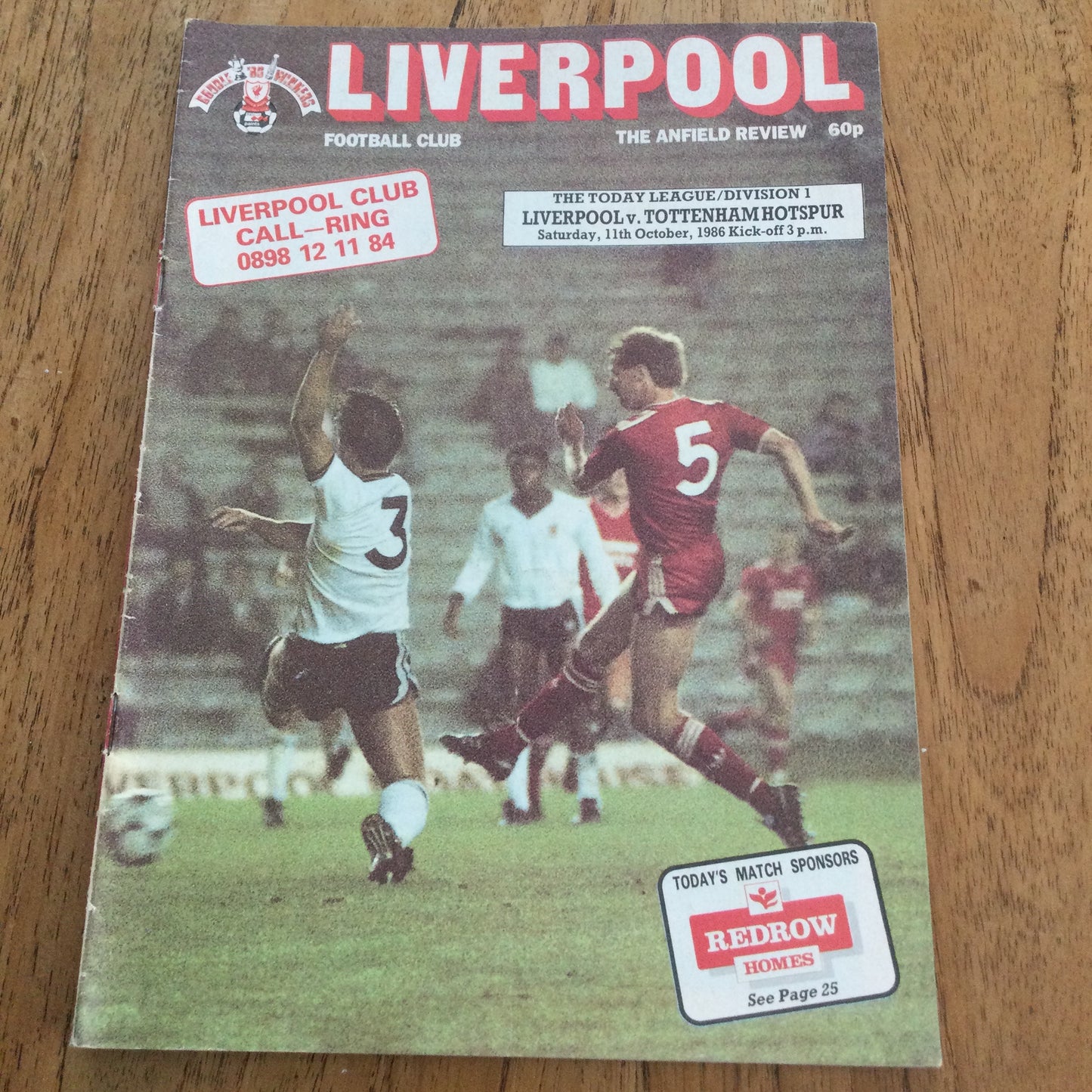 1986/87 Division 1 Liverpool v Tottenham Hotspur 11/10/86 Programme The Anfield Review.