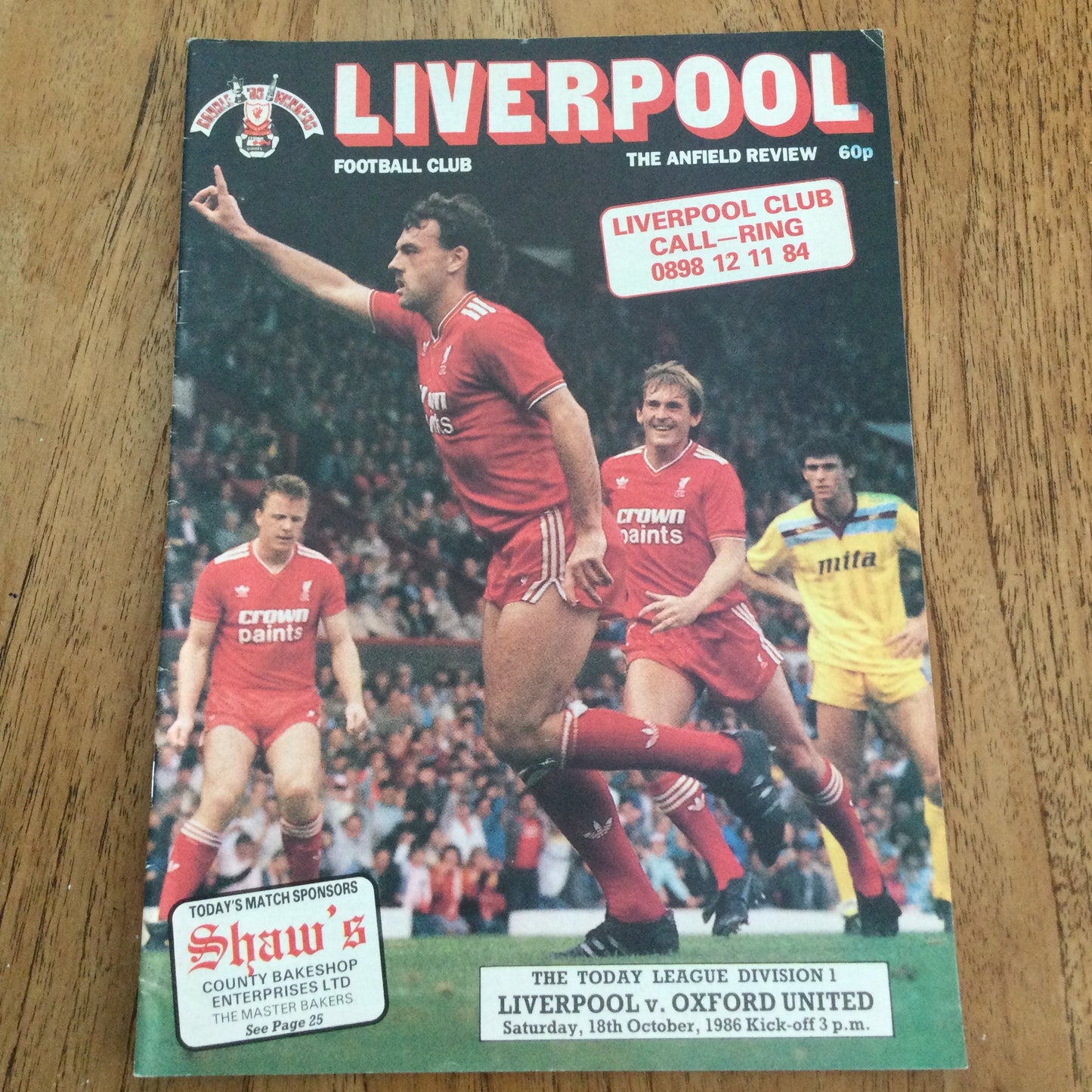 1986/87 Division 1 Liverpool v Oxford United 18/10/86 Programme The Anfield Review.