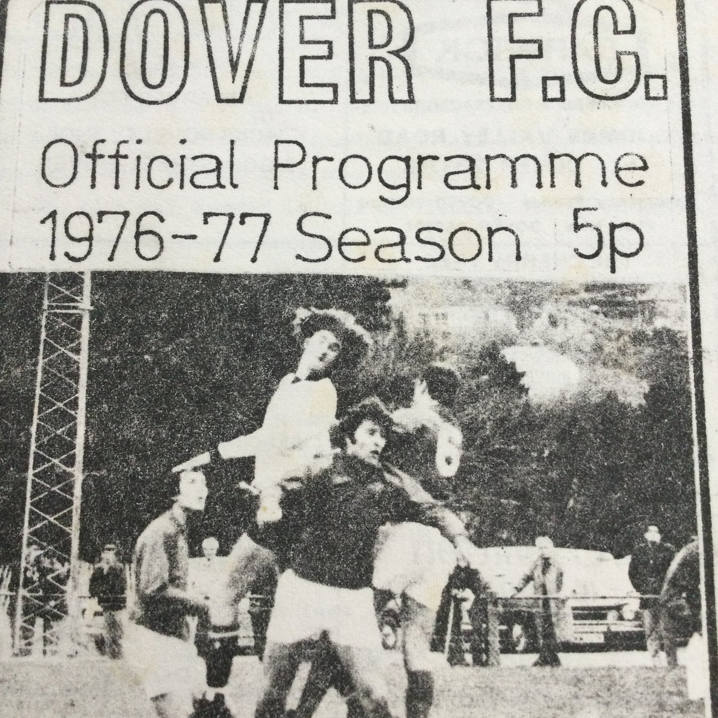 Dover FC v Hillingdon Southern League 04/12/76 1976/77 Programme.