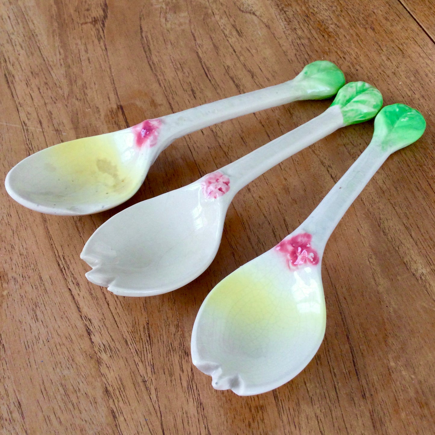 Vintage 1930s Carlton Ware Salad Servers set of 3. Yellow with green salad leaf ends.