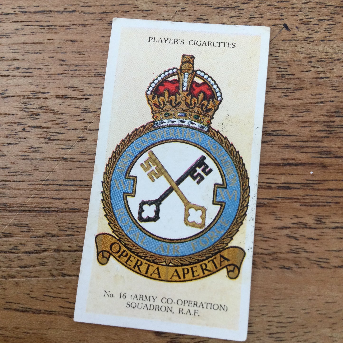 Player's Cigarette Cards 'RAF Badges' 1937. Sold individually - take your pick