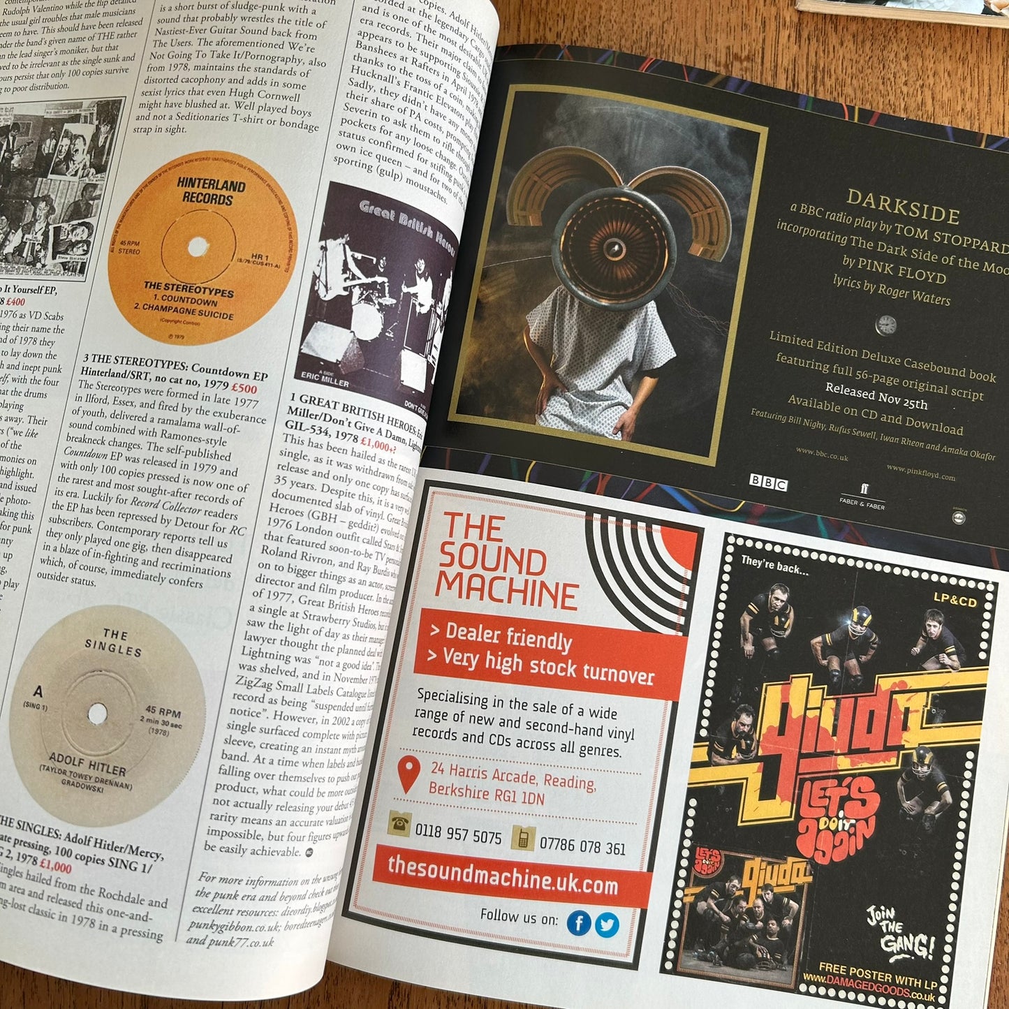 Record Collector magazine - Dec 2013 Issue 421 - Wings - The making of Band On The Run.