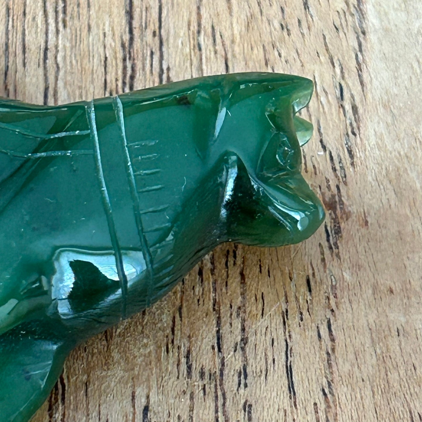 Nephrite Jade Canadian Husky Dog Miniature Ornament – Hand-Carved Green Jade Dog