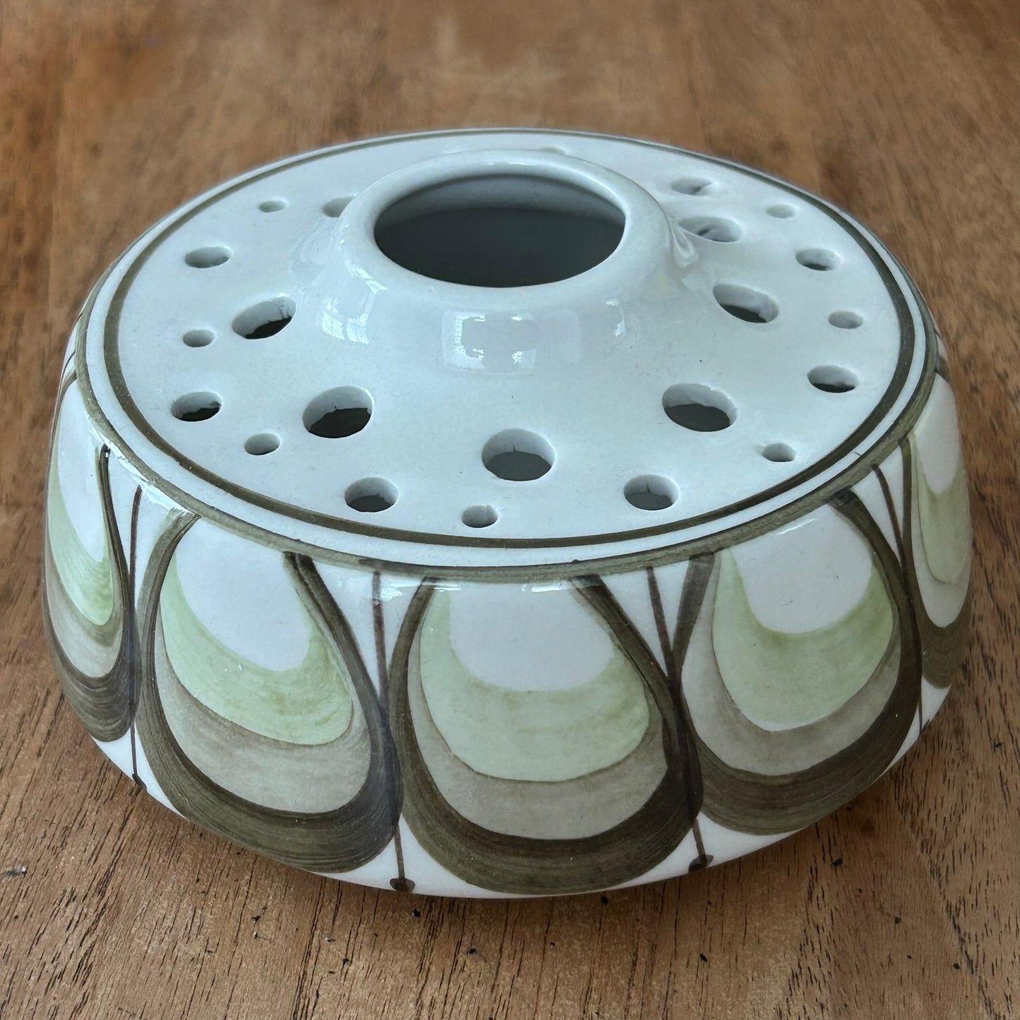 Jersey Pottery - Vintage Olive Green Ceramic Rose / Posy Bowl - Good For Incense Or Pot Pourri - Retro 70s.