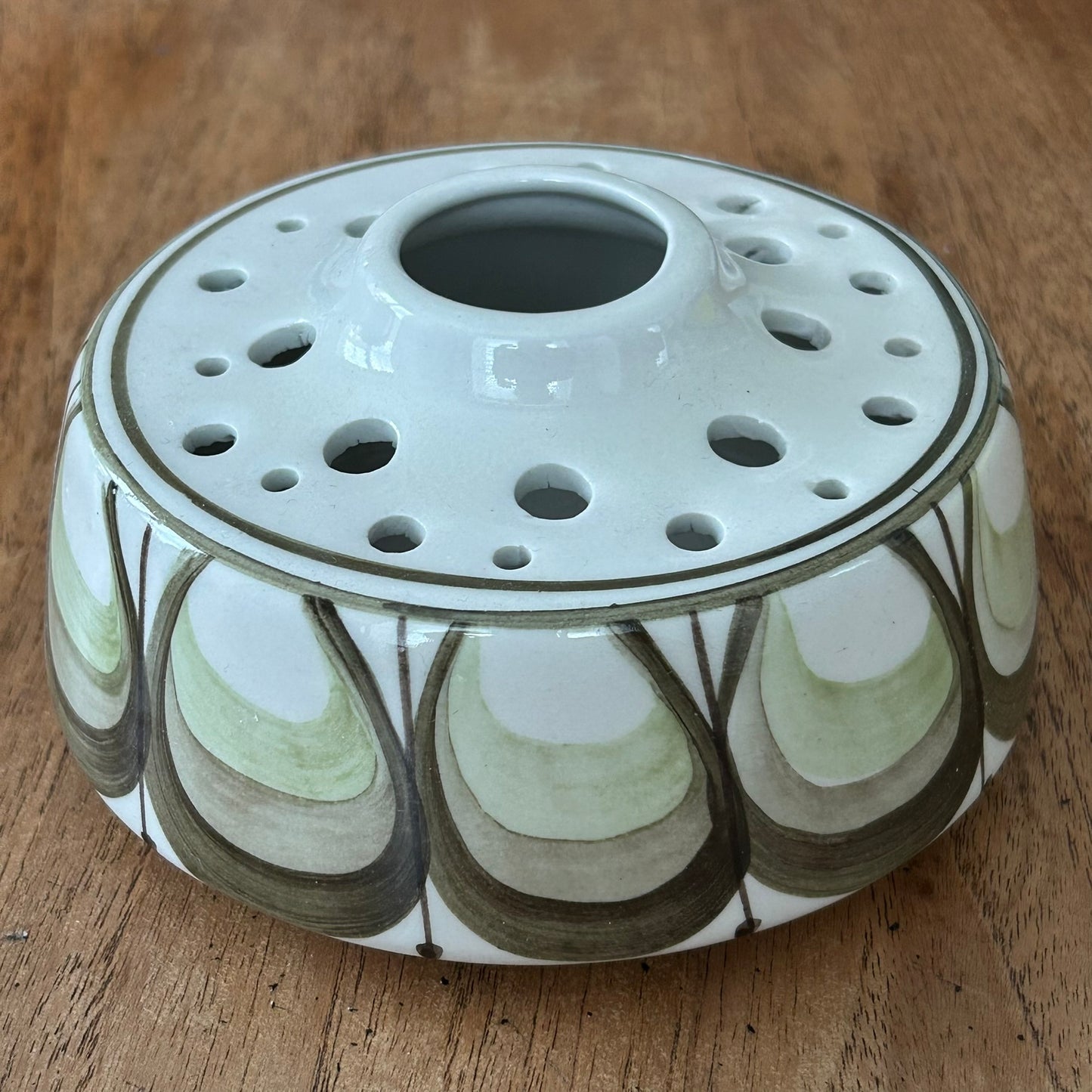 Jersey Pottery - Vintage Olive Green Ceramic Rose / Posy Bowl - Good For Incense Or Pot Pourri - Retro 70s.
