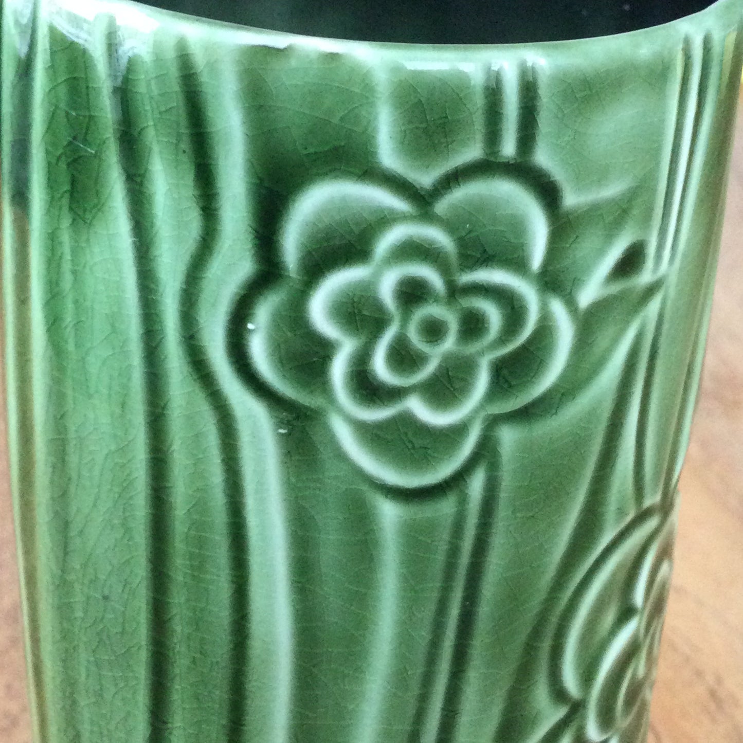 Vintage SylvaC Vase - Green Rose Flower Design - Pattern 4827 - 18cm high - tall and narrow
