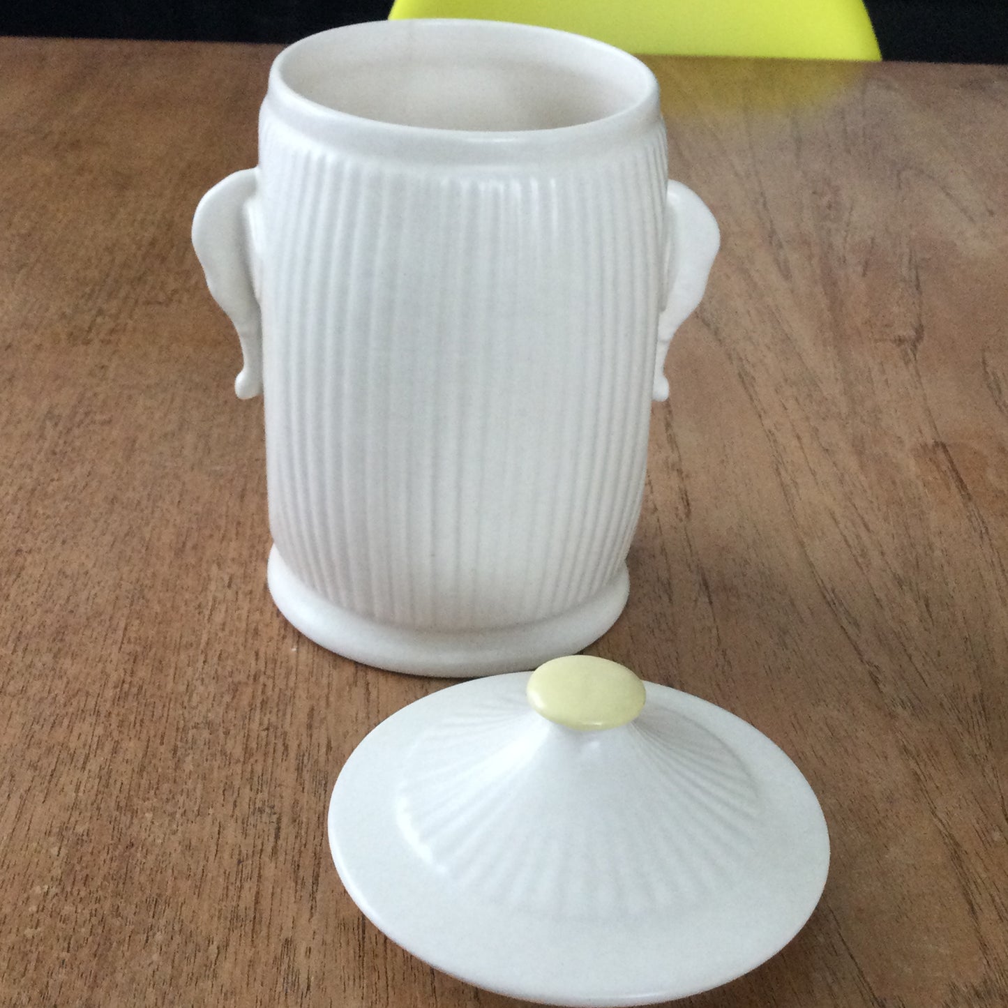 SylvaC Vintage c1950s Ceramic Tea Canister – Ceylon Tea Picker with Elephant Ear Handles