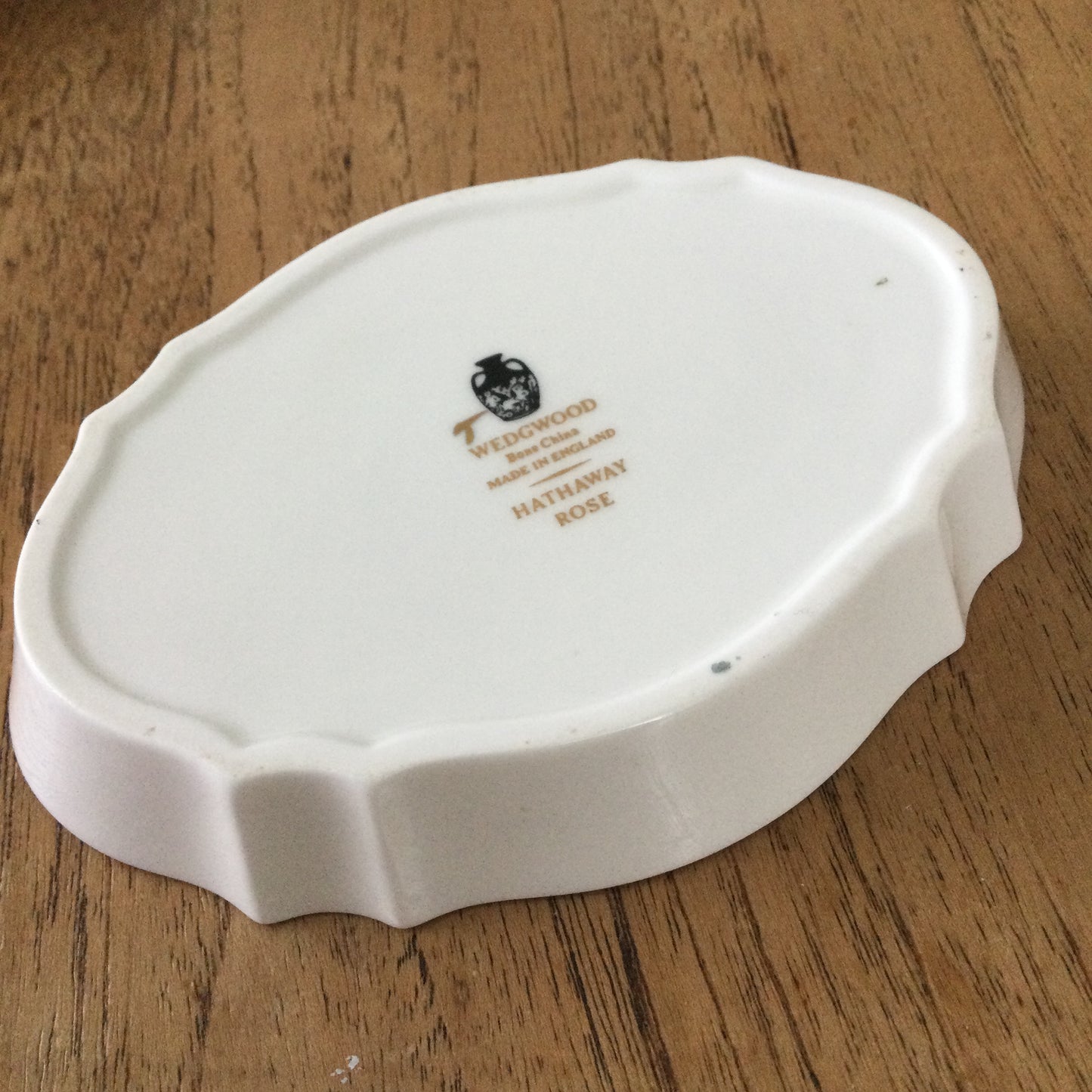 Vintage Wedgwood Hathaway Rose Bone China Trinket Dish / Pin Tray. Fancy edge. Pink rose design.