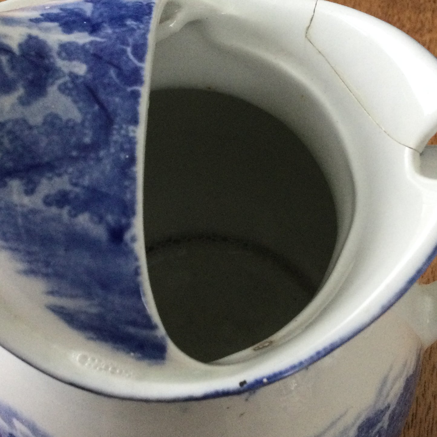 1920s 'English Scenery' Woods Ware Patented 'Cosy' Teapot Burslem England. Blue and white. SOME DAMAGE