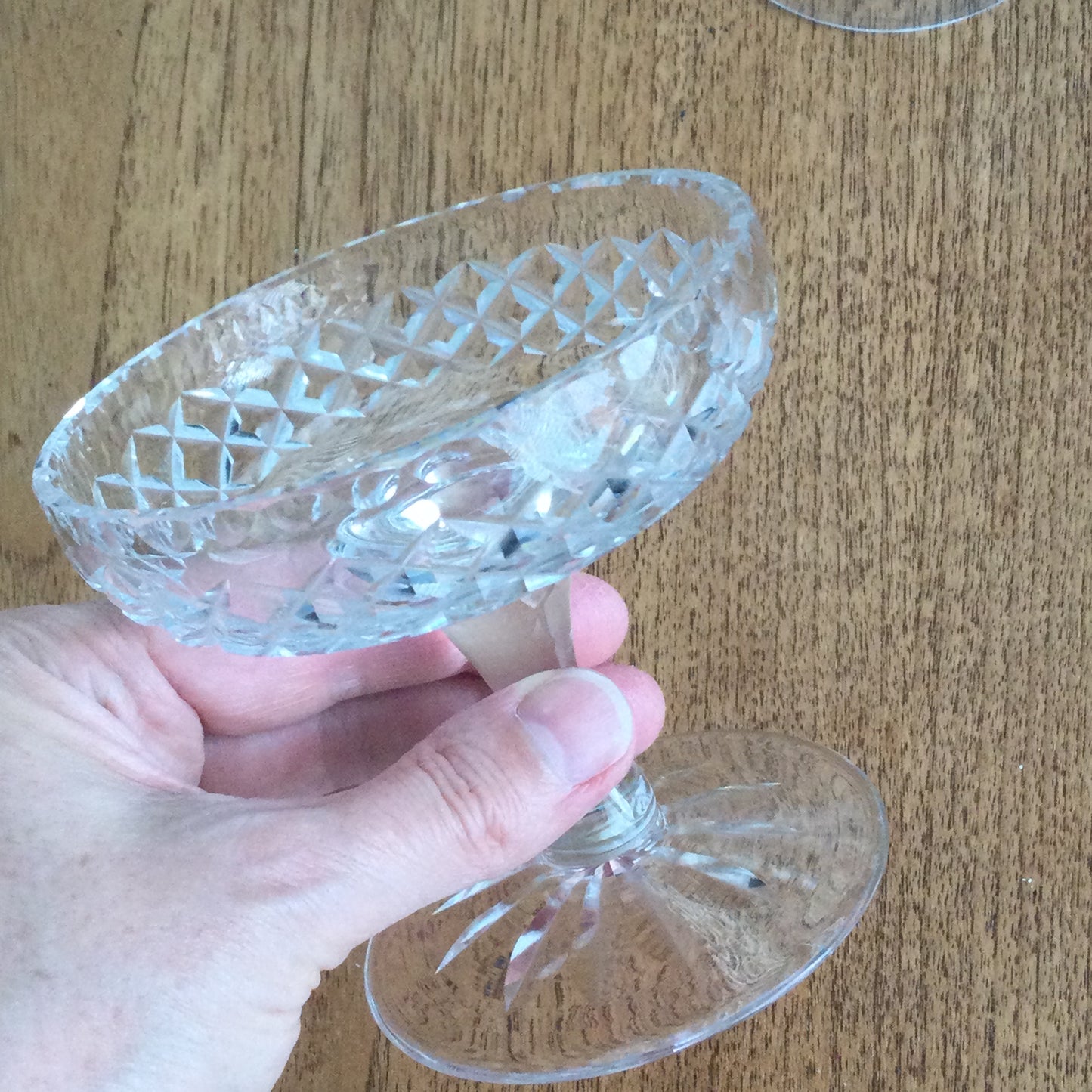 Set of 5 Edinburgh and Leith (E & L) crystal cocktail / espresso martini glasses. 1950s Mid Century.