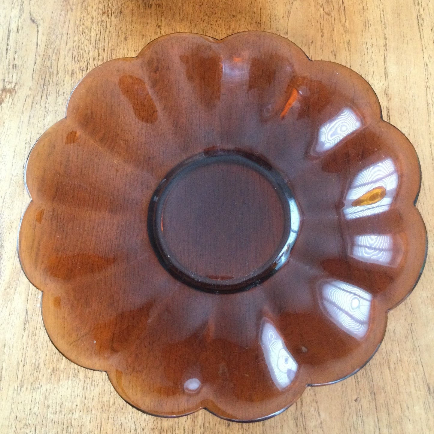 Vintage Amber/Brown Glass Salad Bowl & Large Scalloped Edge Matching Plate/Saucer – Possibly French. Surface Scratches and Wear