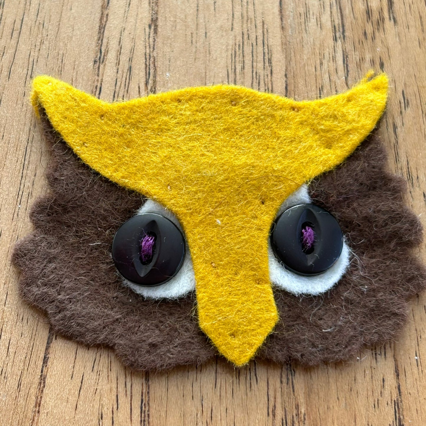 Handmade Felt Brooch / Badge. Brown Owl design. Retro Vintage Style. Made in UK. Woodland animal theme.