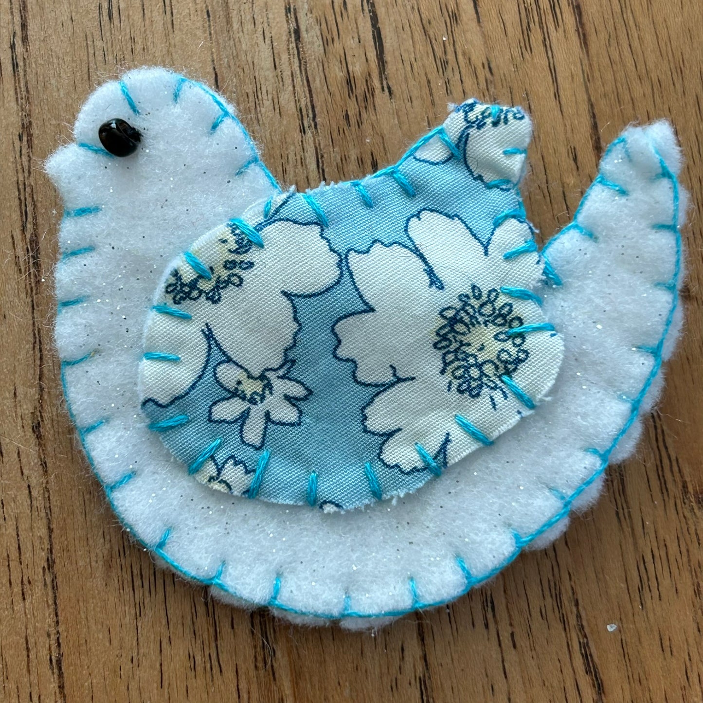 Handmade Felt Brooch Dove Of Peace Bird Turtle Dove Retro Vintage Style Made in UK. Blue.