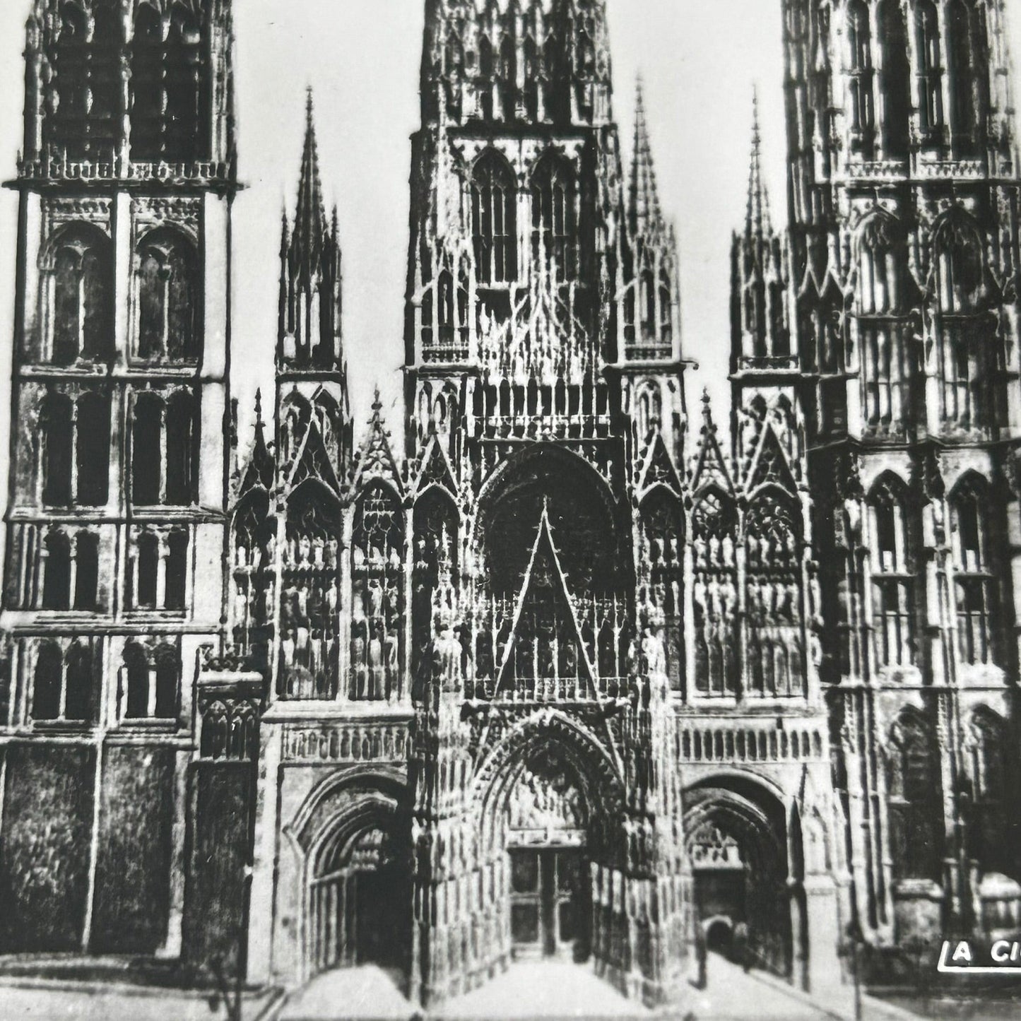 Vintage postcard - FRANCE - Rouen Cathedral - RP - Fancy Edge - Black and white