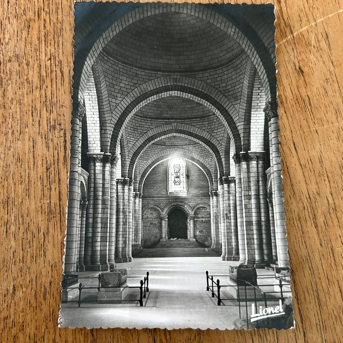 Vintage postcard - FRANCE - Fontevrault Abbey / Fontevraud Abbey - Interior - Fancy Edge - Black and white