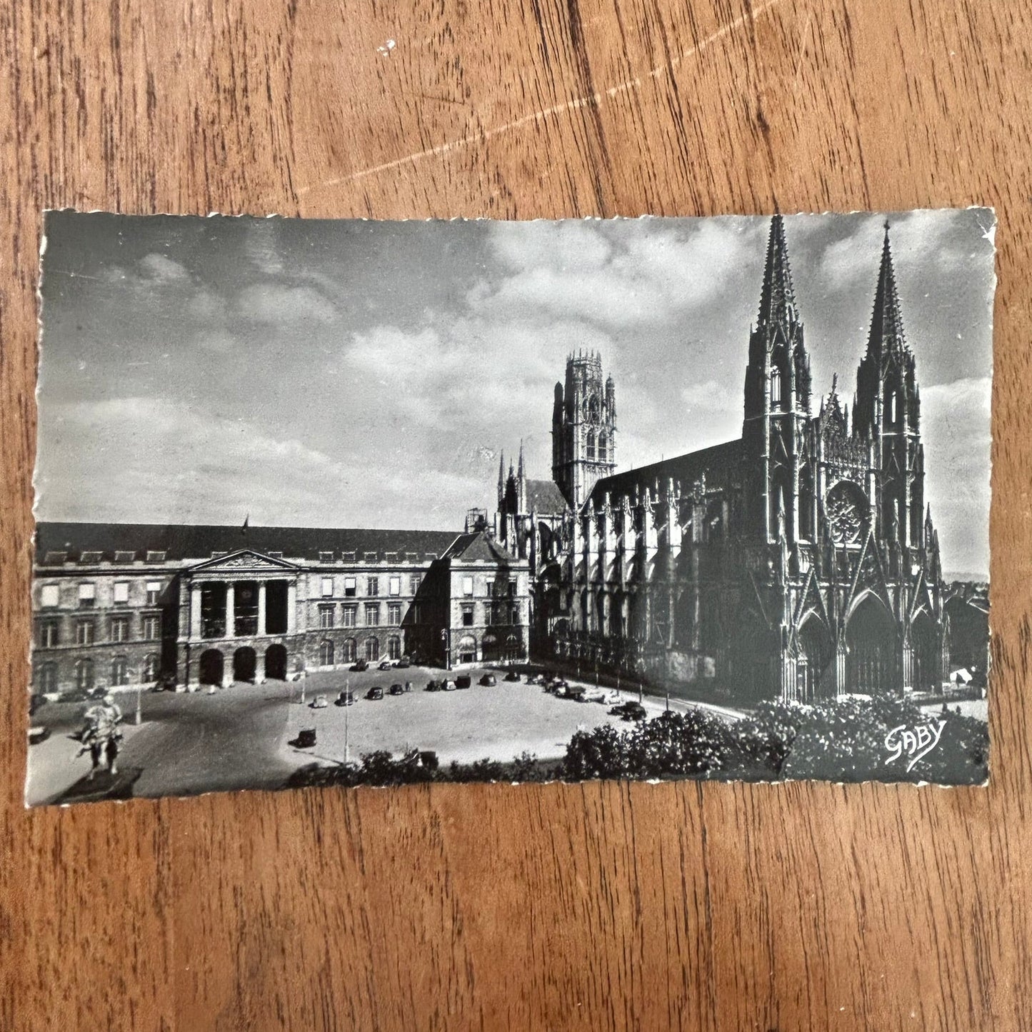 Vintage postcard - FRANCE - Rouen - Place du General-de-Gaulle - Fancy Edge - Black and white