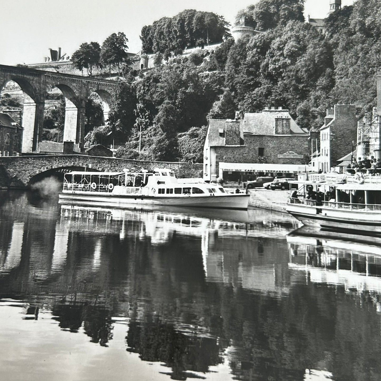 Vintage postcard - FRANCE - Dinan - The Old Port and the Vedettes - Black and white
