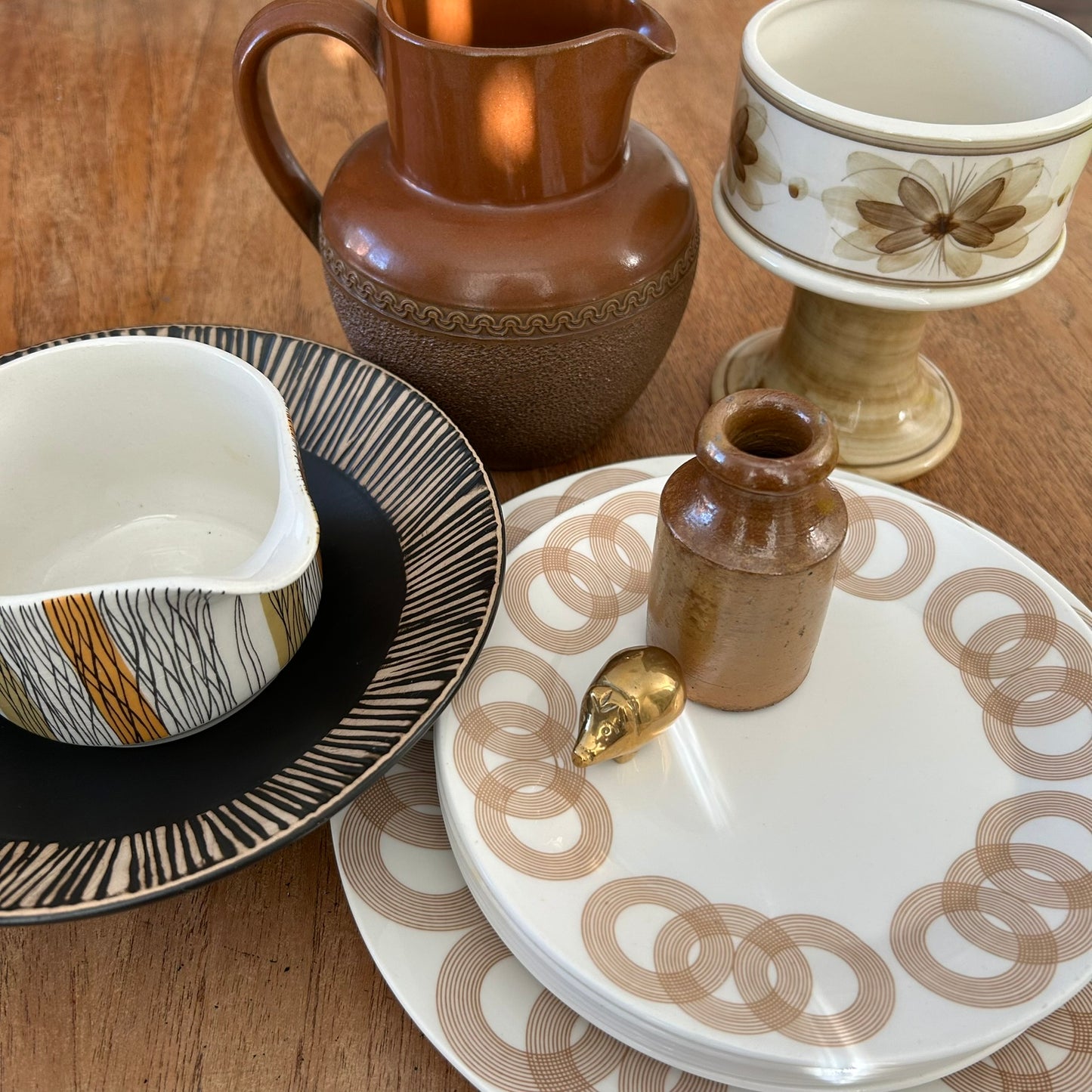 Vintage John Russell Hostess Tableware - Olympus 9" Luncheon / Dessert Plate - Geometric Brown And White Circle Design