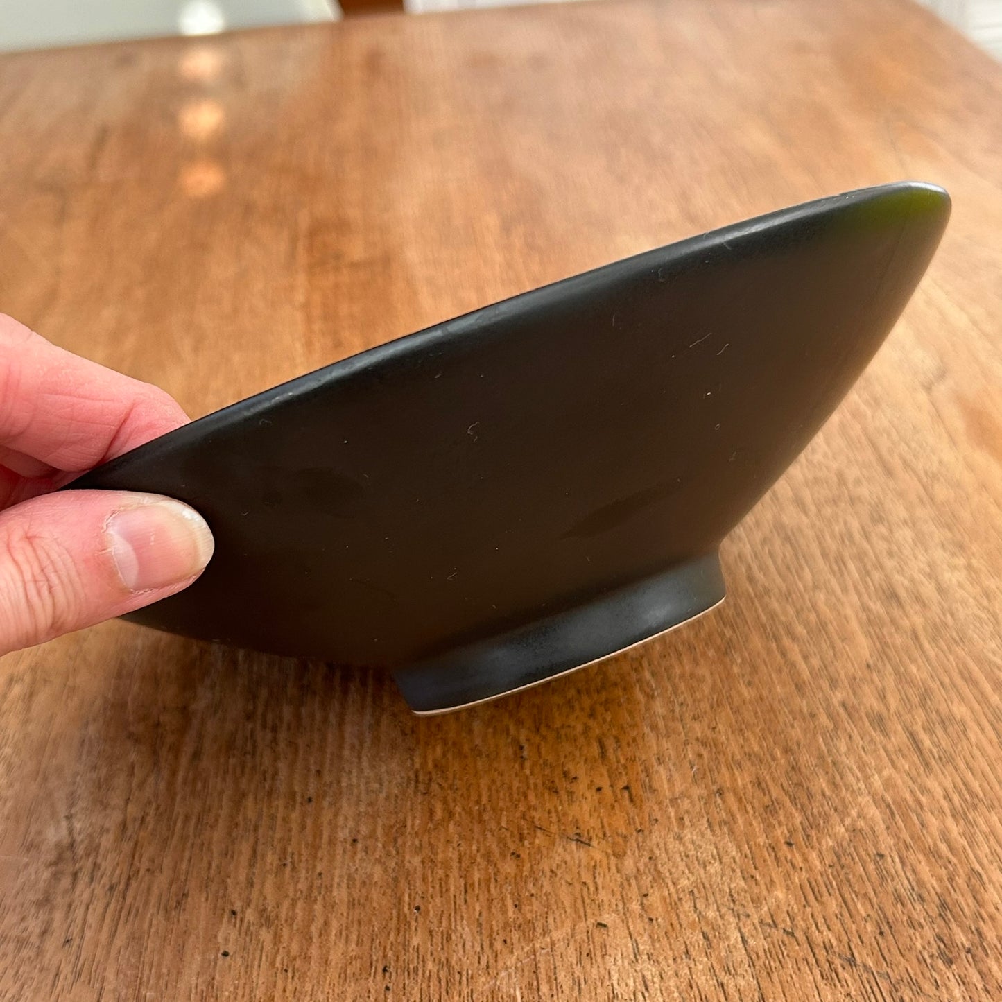 Vintage Brown Earthenware Display Bowl – Sgraffito Edge – Pedestal Base – 20cm - Rustic