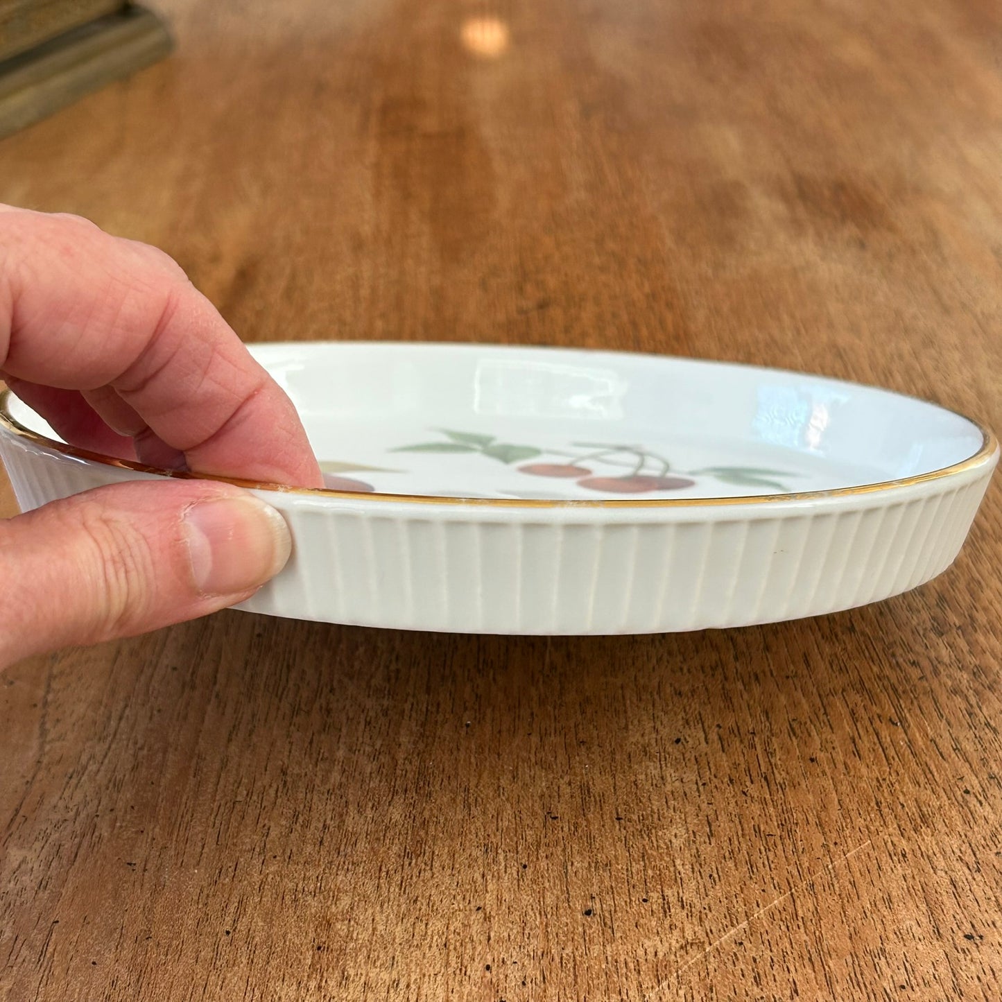 Royal Worcester Evesham 7" Shortbread Dish – Ribbed Edge - Fruit And Berry Design - Autumnal Colours