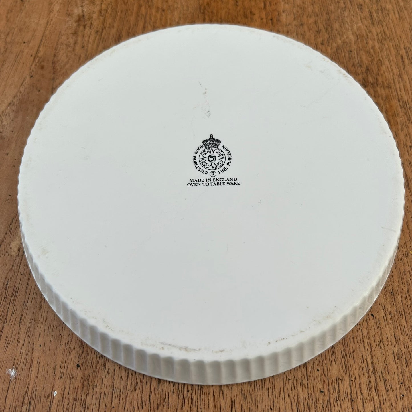 Royal Worcester Evesham 7" Shortbread Dish – Ribbed Edge - Fruit And Berry Design - Autumnal Colours