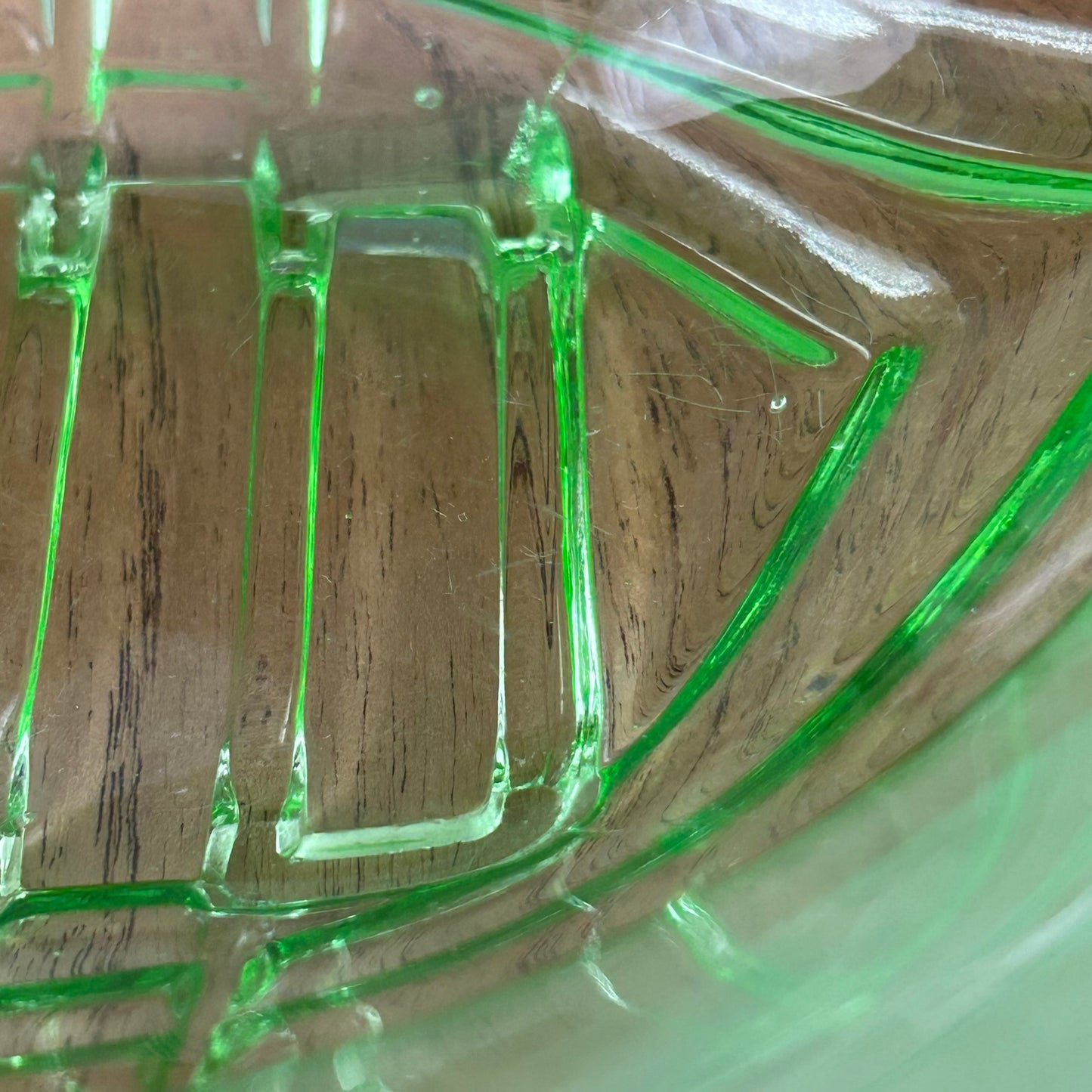 Vintage Art Deco Green Frosted Glass Dessert Bowl Set – 1930s Geometric Design with 5 Small Bowls & Large Serving Bowl