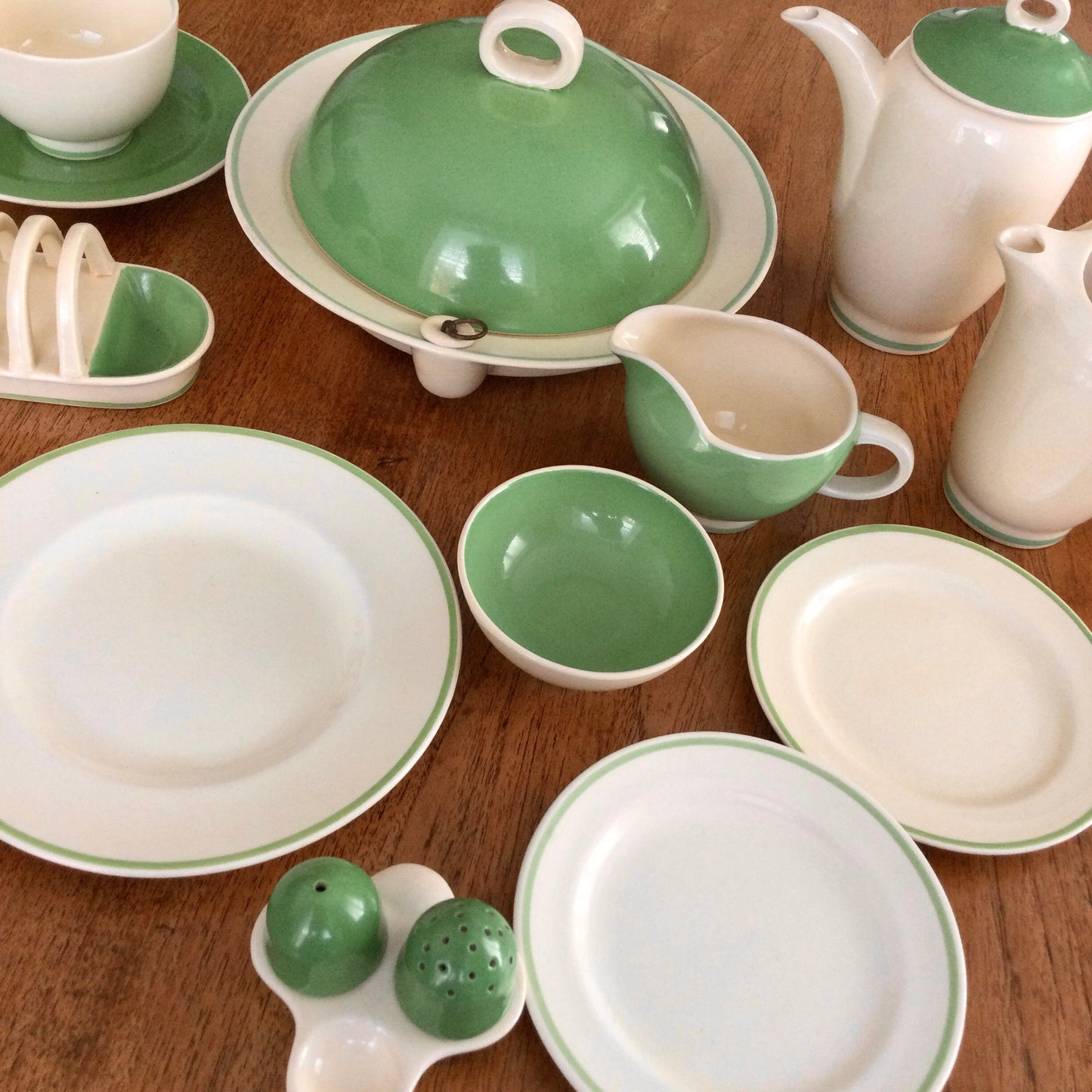 Susie Cooper 5” appetiser plates x 2 Green Band. For Wood & Sons. 1930s. Small plates.