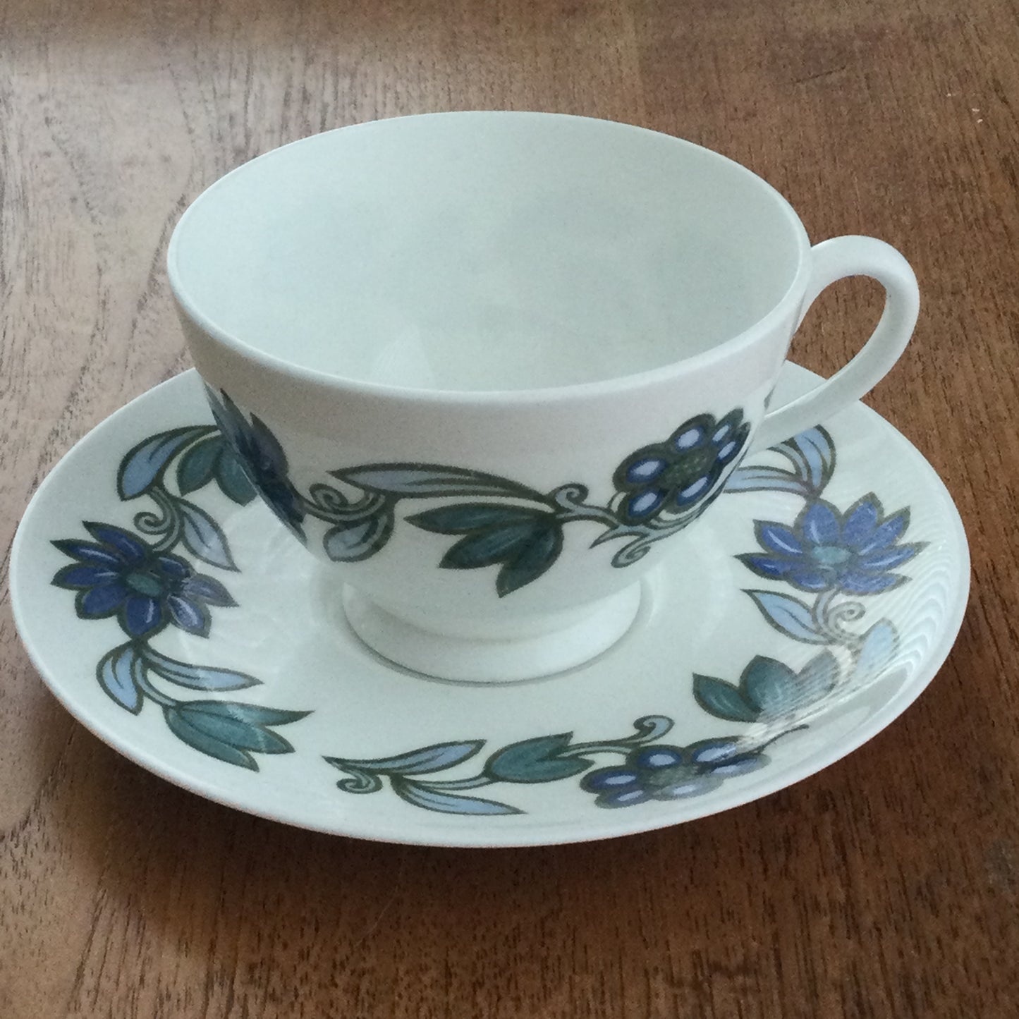 Wedgwood Susie Cooper Art Nouveau Blue tea cup cappuccino cup and saucer . 1960s blue and green flower design