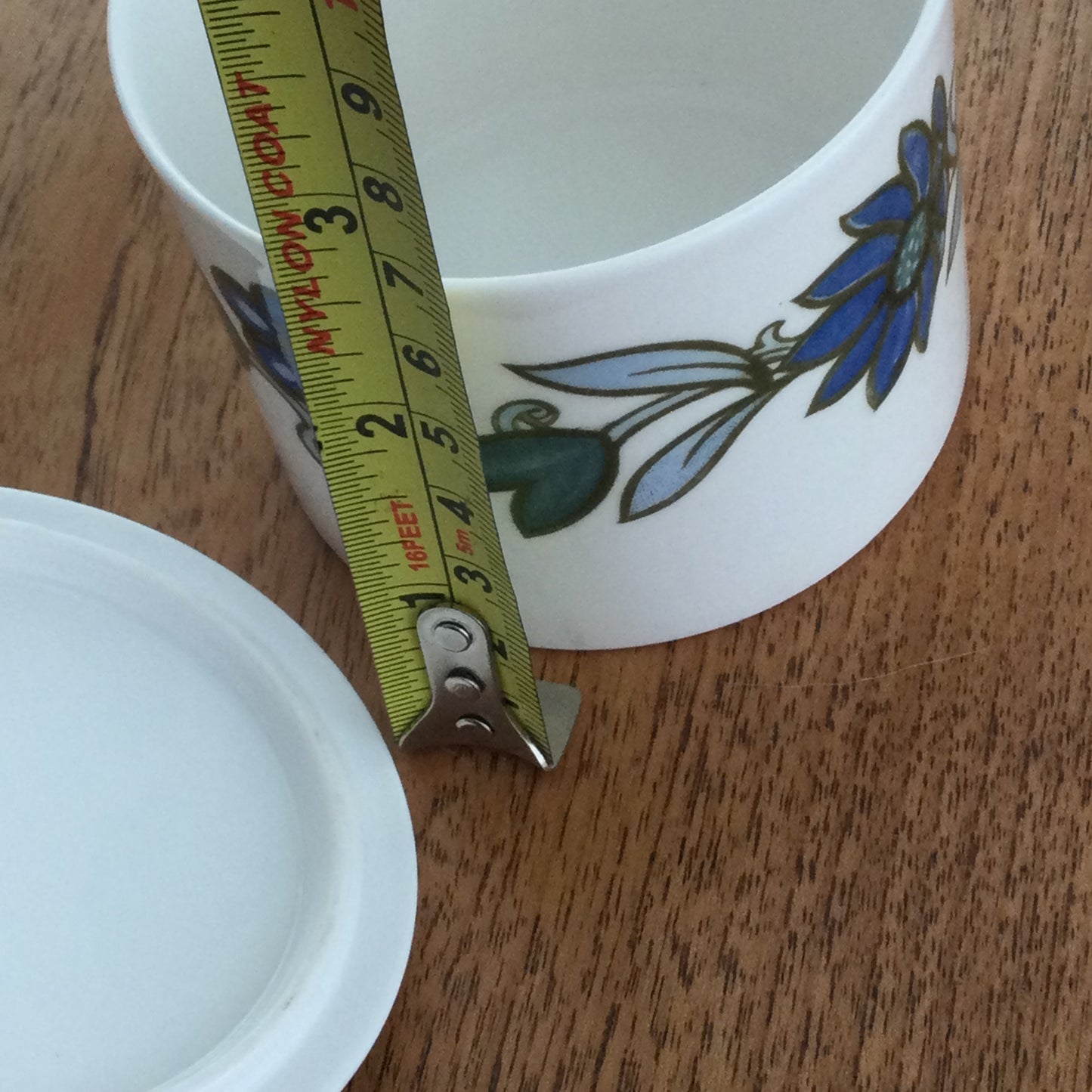 Wedgwood Susie Cooper Art Nouveau Blue Sugar Pot / Bowl with lid . 1960s blue and green flower design