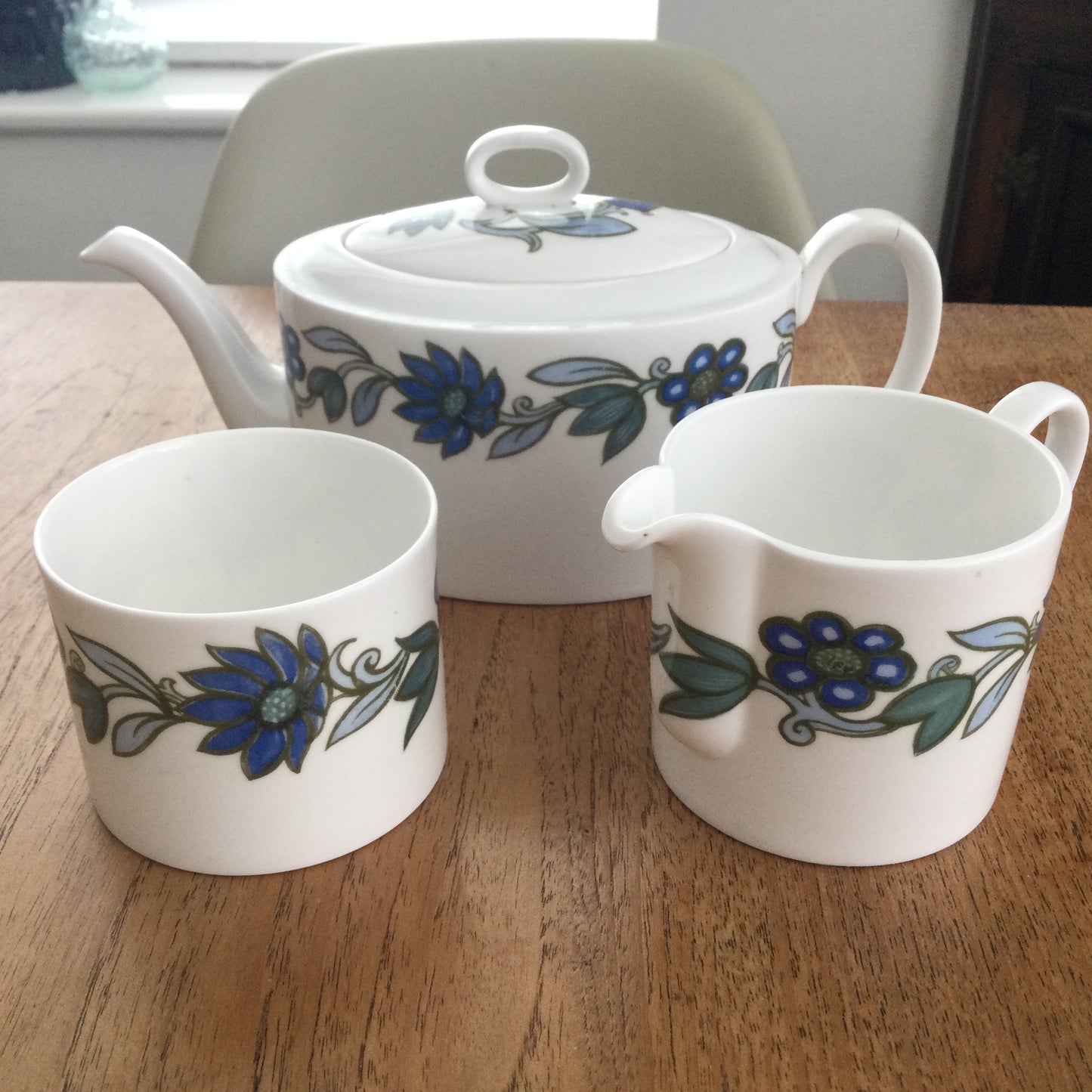 Wedgwood Susie Cooper Art Nouveau Blue Tea Set - Teapot, sugar bowl and milk jug . 1960s blue and green flower design