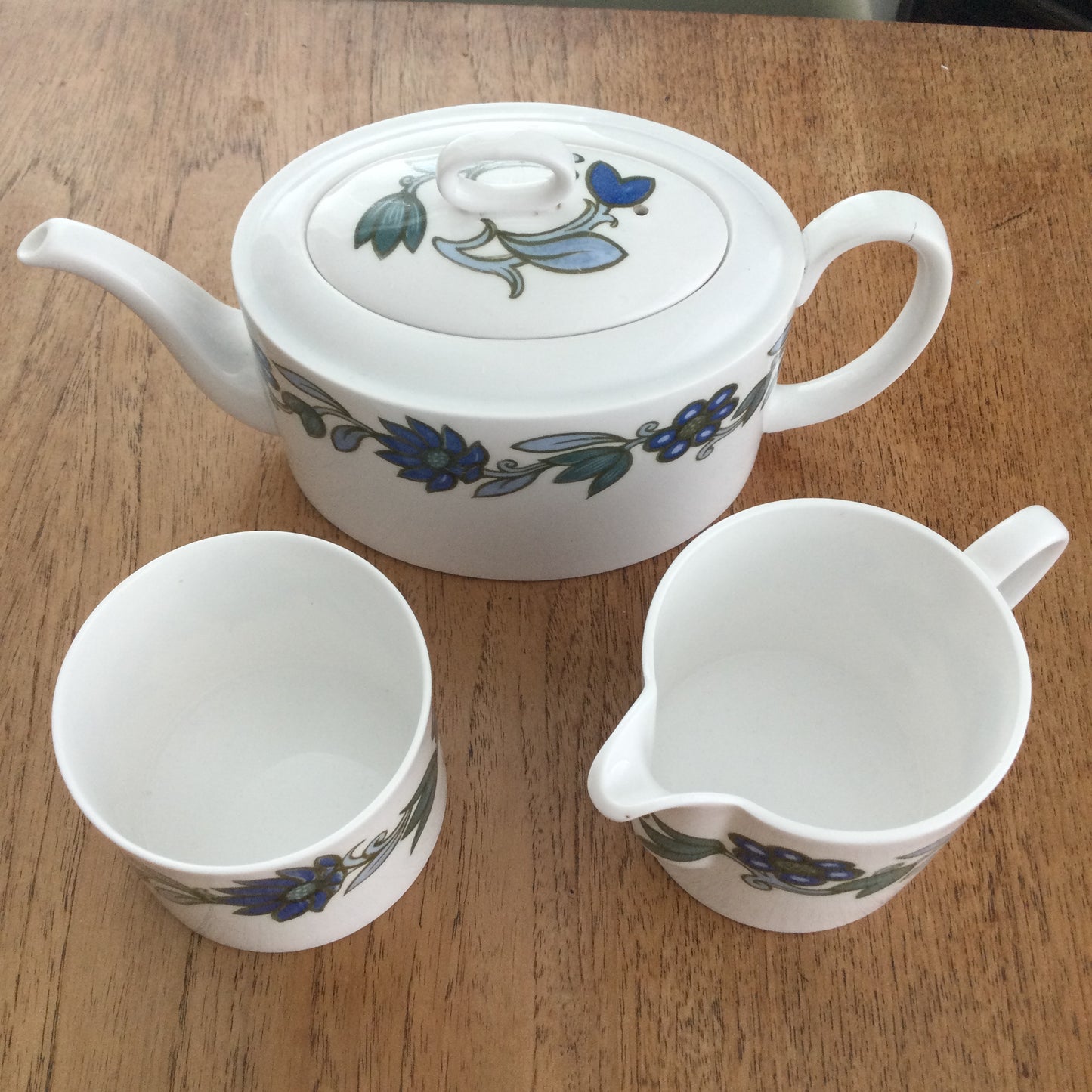 Wedgwood Susie Cooper Art Nouveau Blue Tea Set - Teapot, sugar bowl and milk jug . 1960s blue and green flower design