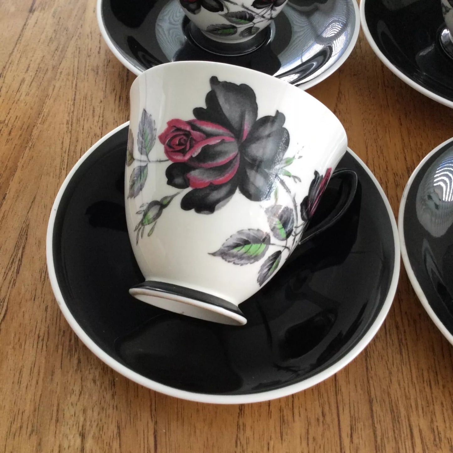 Royal Albert Masquerade 4 x Tea / Coffee Cups & Saucers - Red & Black Rose Design - Demitasse - 1950s/60s