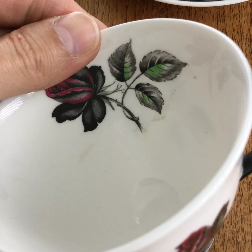 Royal Albert Masquerade 4 x Tea / Coffee Cups & Saucers - Red & Black Rose Design - Demitasse - 1950s/60s