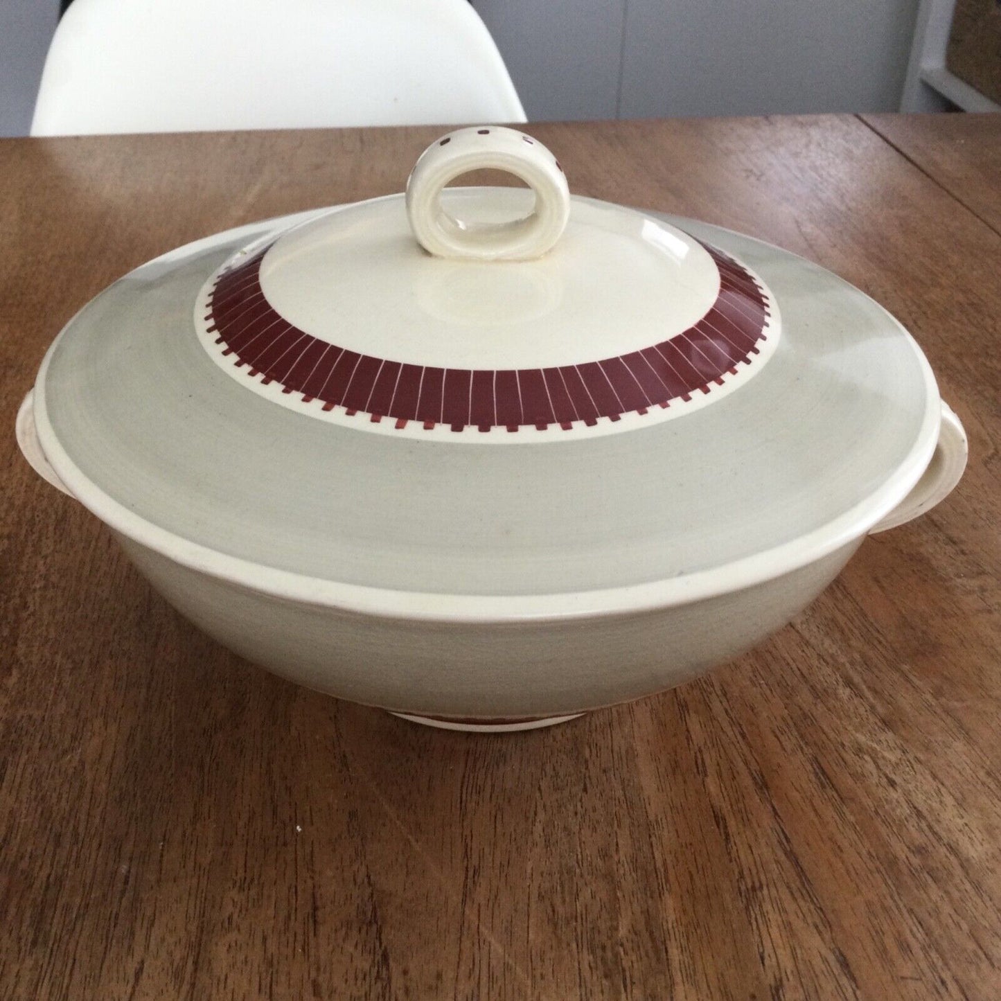 Susie Cooper Crown Works Burslem tureen with lid cream burgundy grey 1521 30s