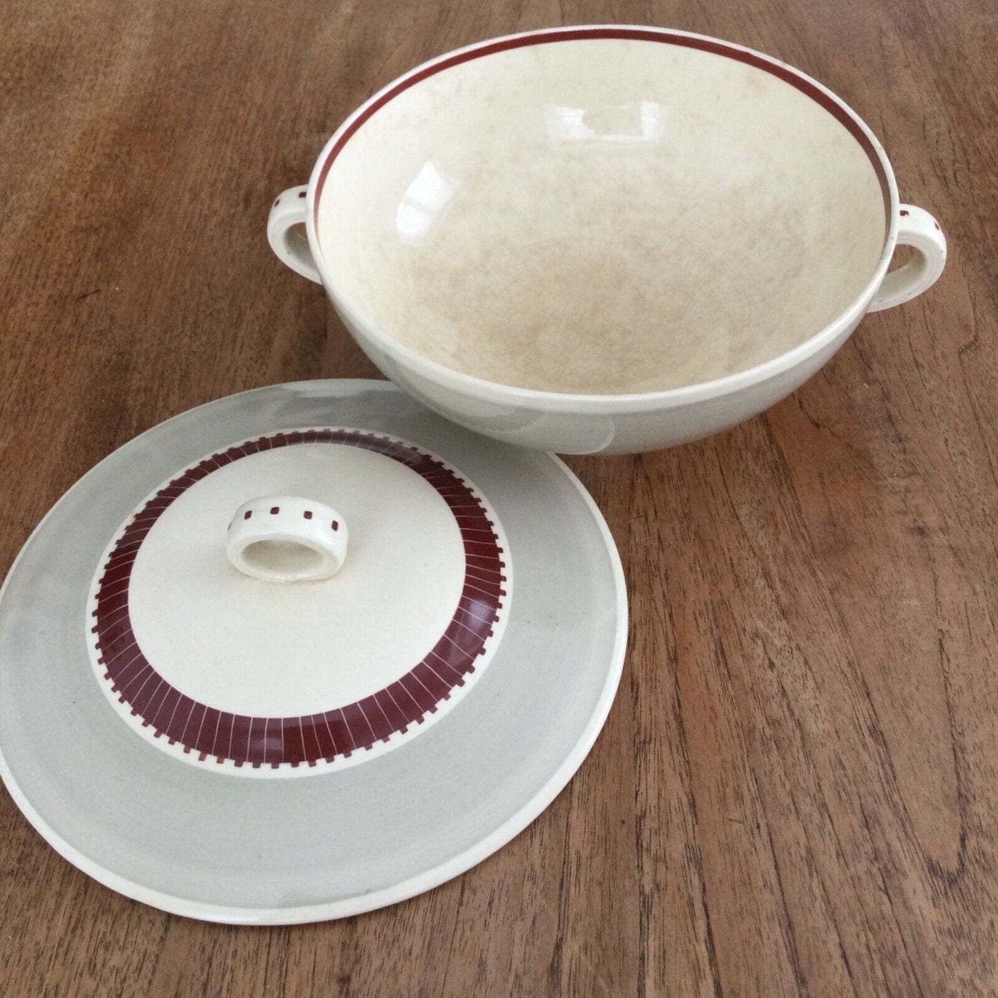 Susie Cooper Crown Works Burslem tureen with lid cream burgundy grey 1521 30s