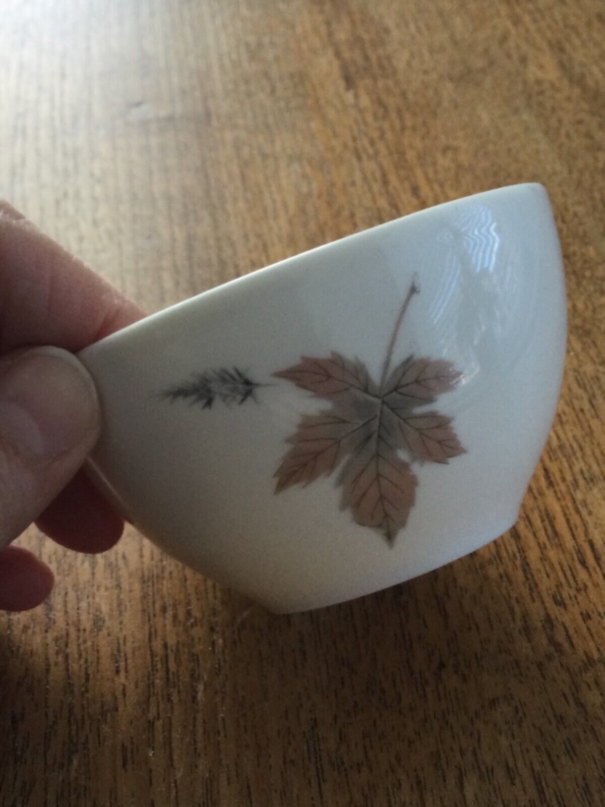 Royal Doulton Tumbling Leaves Small Sugar Bowl 9cm diameter 60s 70s leaf design
