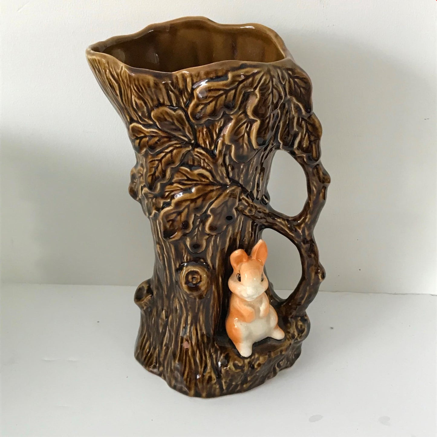 Vintage Sylvac No. 4842 cute bunny rabbit by oak tree trunk vase jug 23cm high