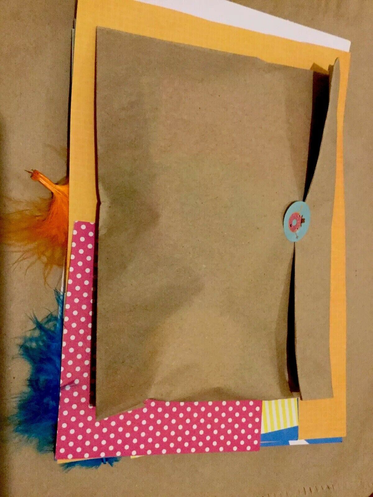 Kids Bright Craft Kit With 4 Blank Cards And Envelopes, beads, buttons, fabric